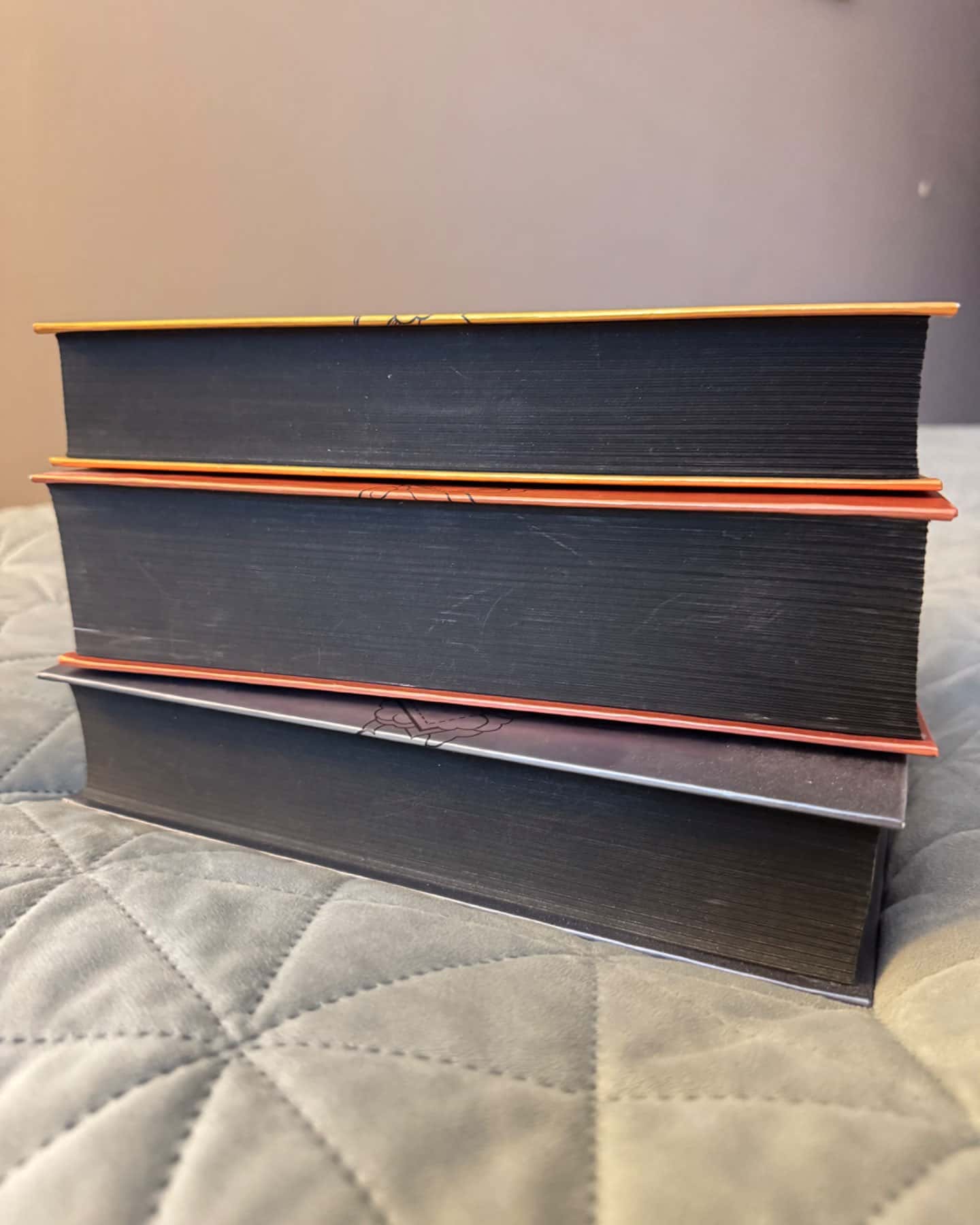 Четверте крило. Емпіреї. Книга 1, Залізне полум’я. Емпіреї. Книга 2, Оніксова буря. Емпіреї. Книга 3-Ребекка Яррос