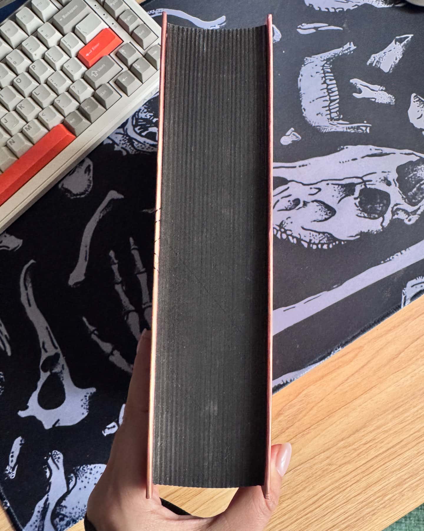 Залізне полум’я. Емпіреї. Книга 2, Оніксова буря. Емпіреї. Книга 3-Ребекка Яррос