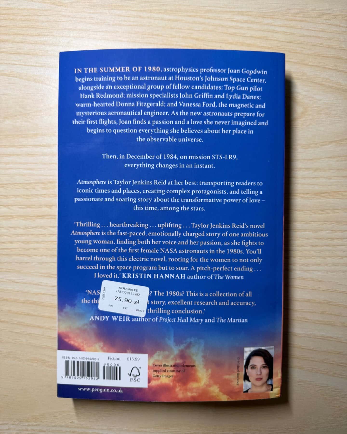 Atmosphere-Taylor Jenkins Reid