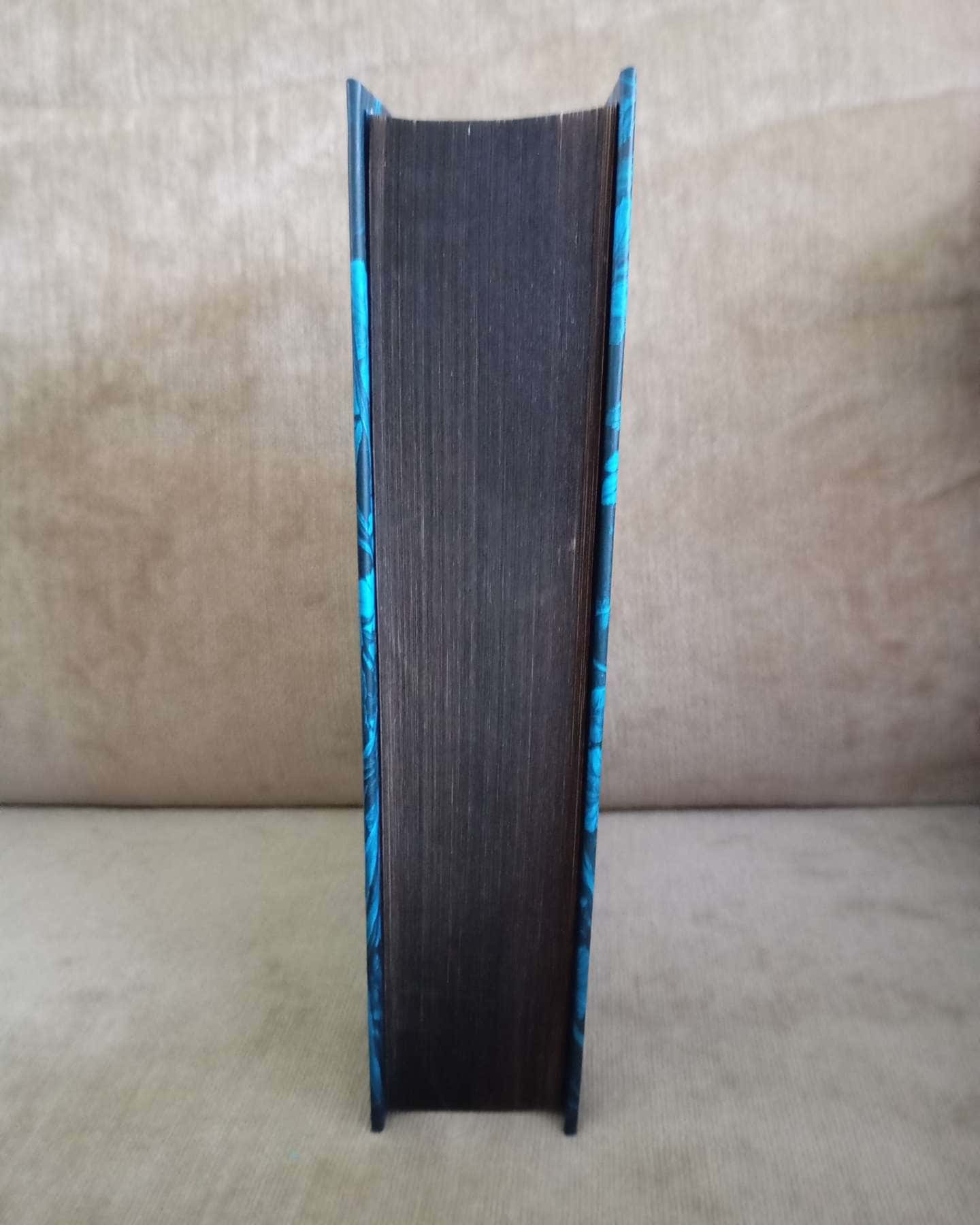 Мідноголовий Демон-Барбара Кінгсолвер