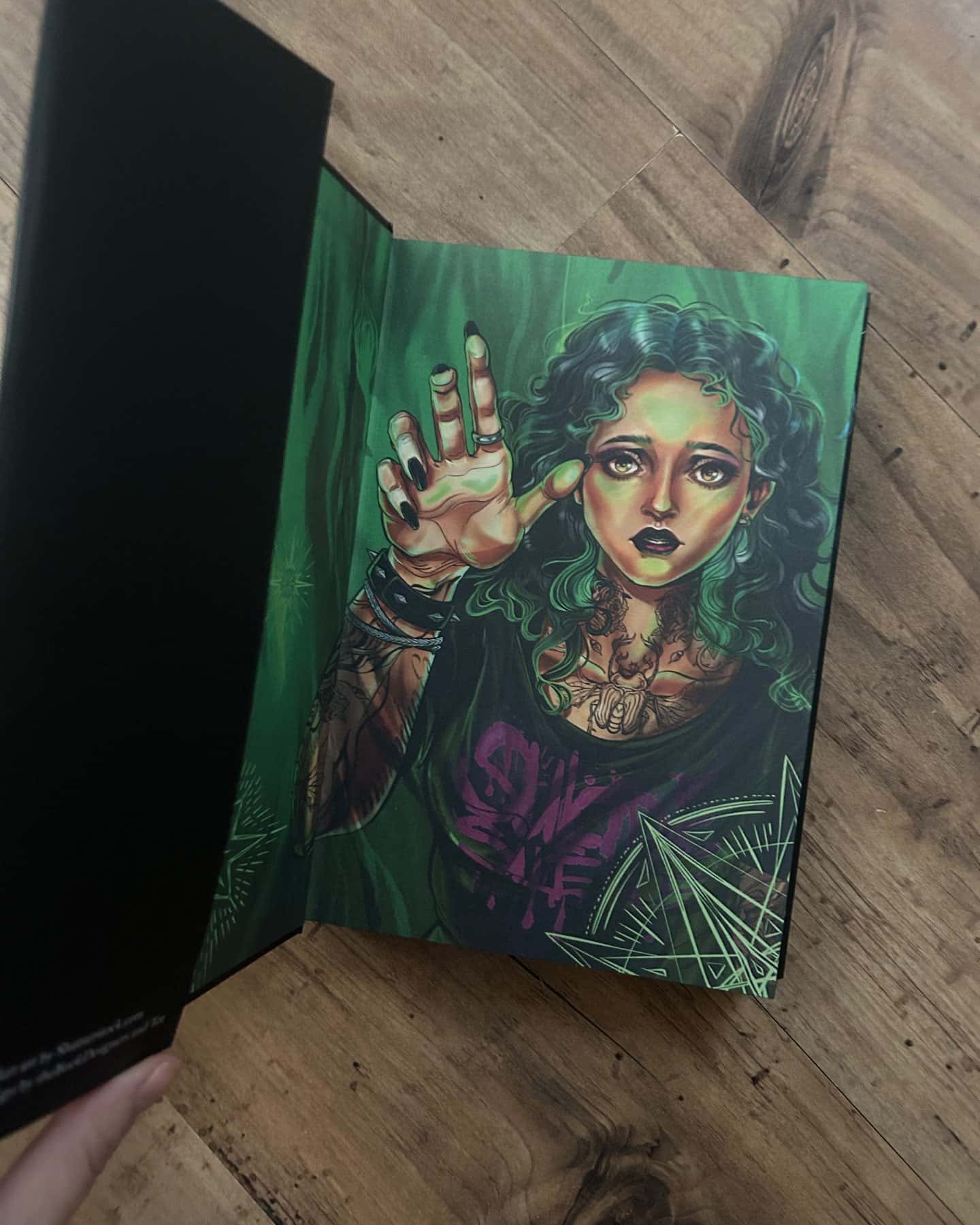 Книга ночі-Холлі Блек