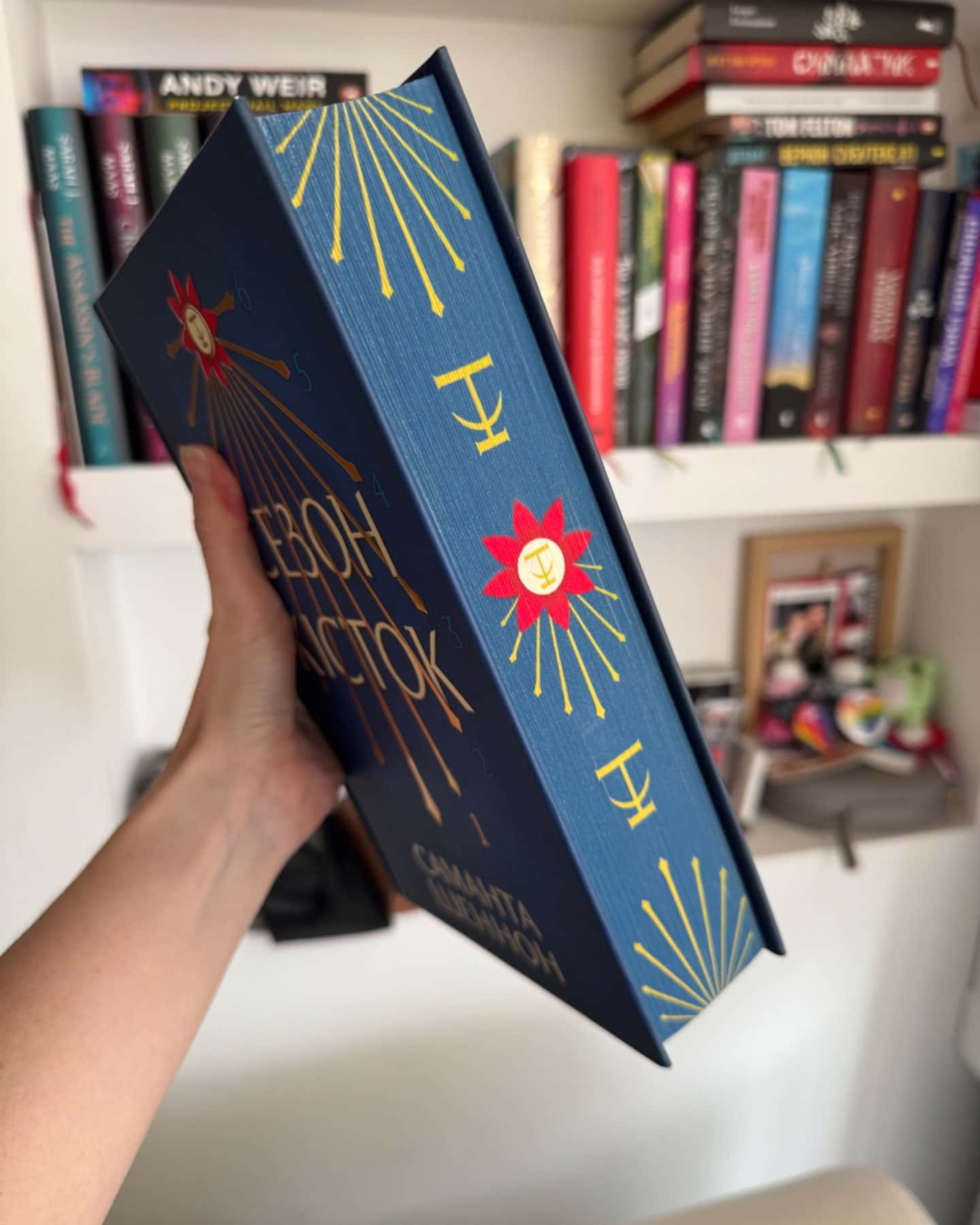 Сезон кісток-Саманта Шеннон