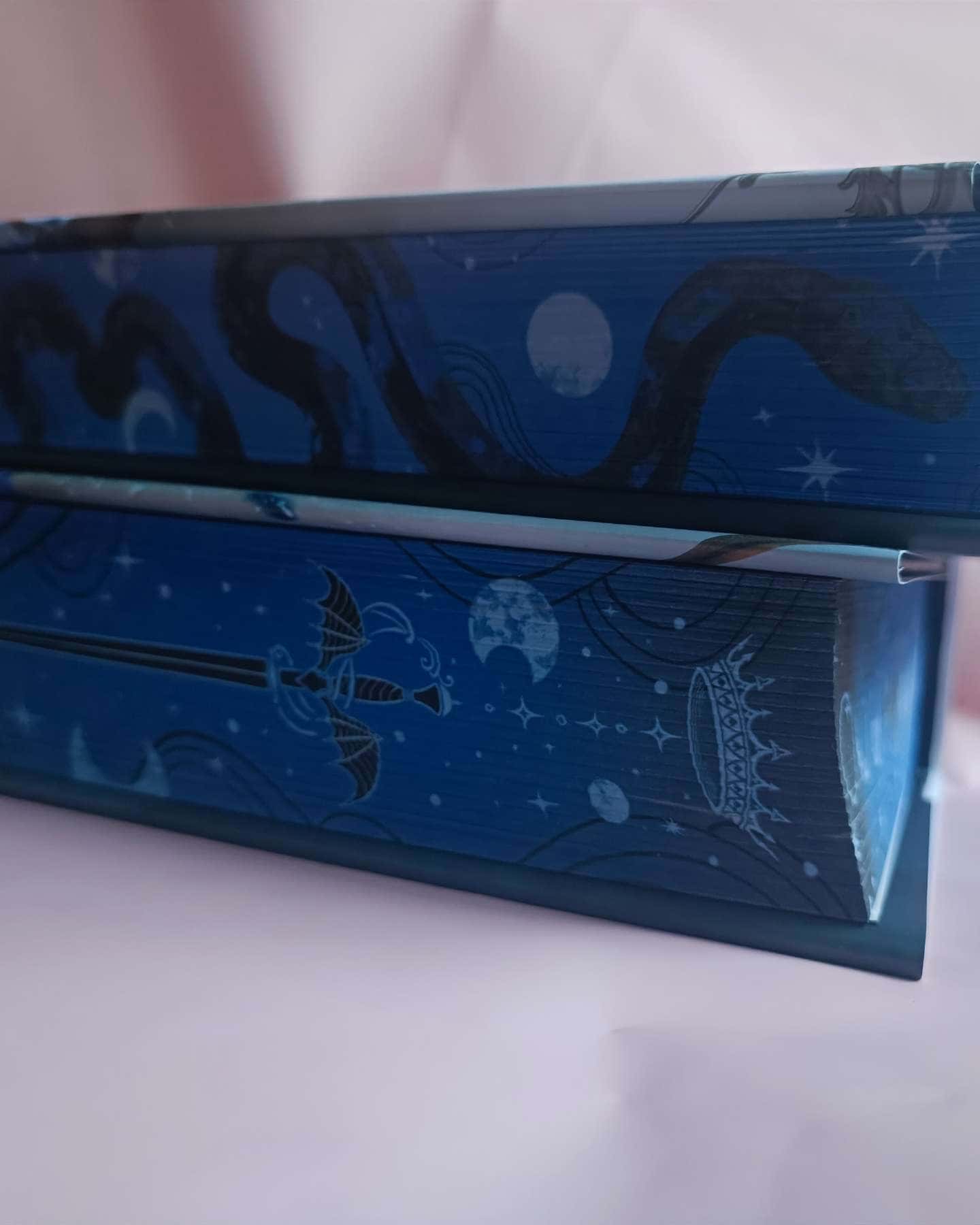 Попіл і проклятий зірками король-Карісса Бродбент