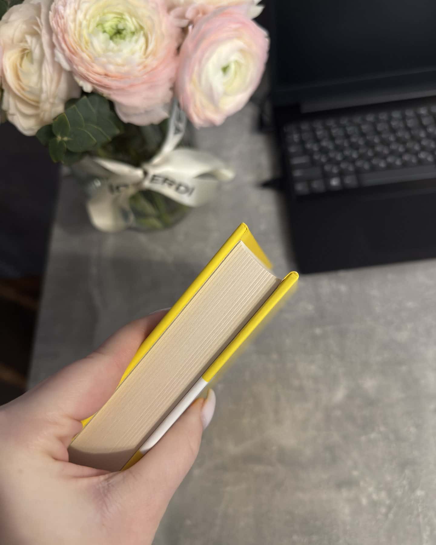 Жовтолика-Ребекка Кван