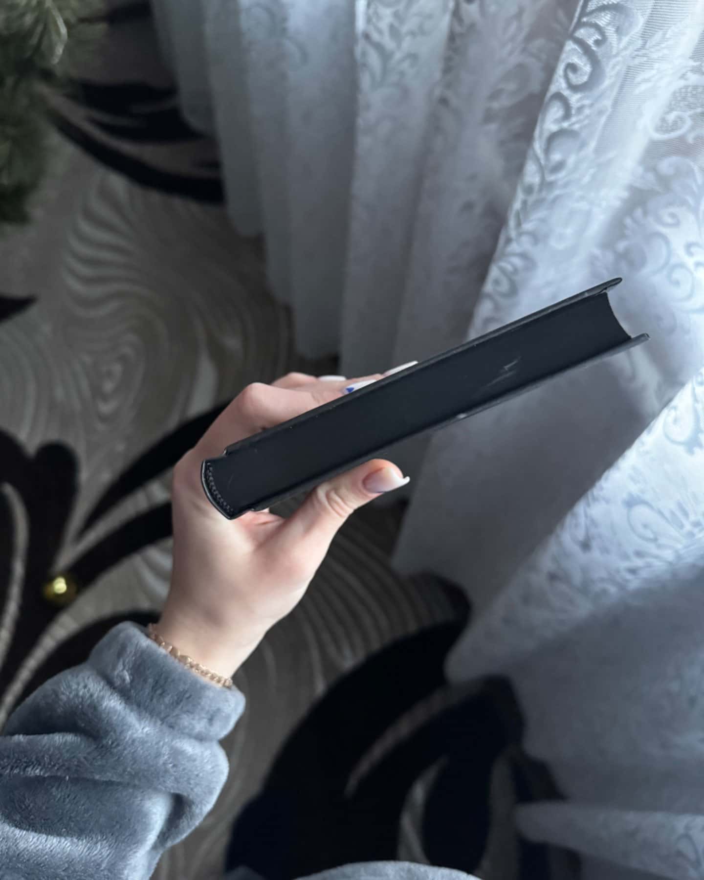 Де Моллі?-Г. Д. Карлтон