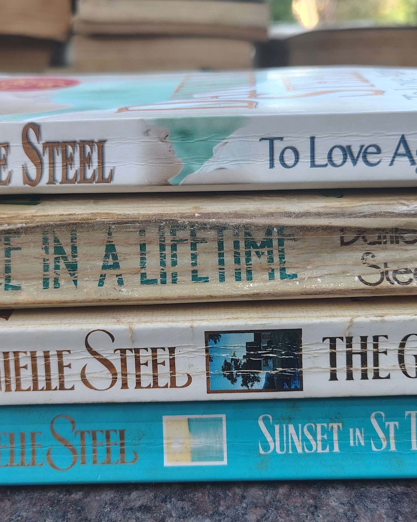 To love again, Once in a lifetime, The gift, Sunset in St Tropez — Danielle Steel