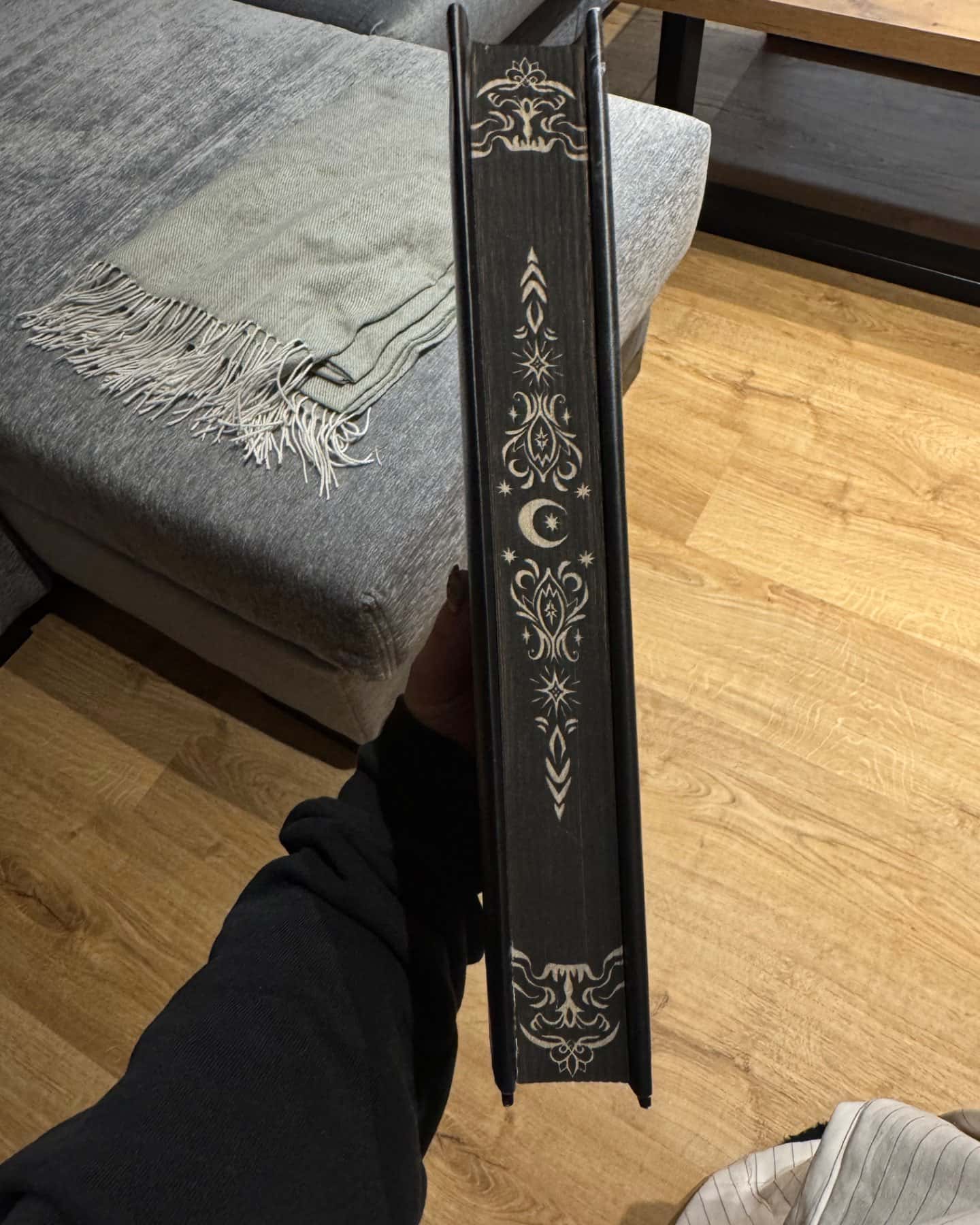 Книга ночі-Холлі Блек