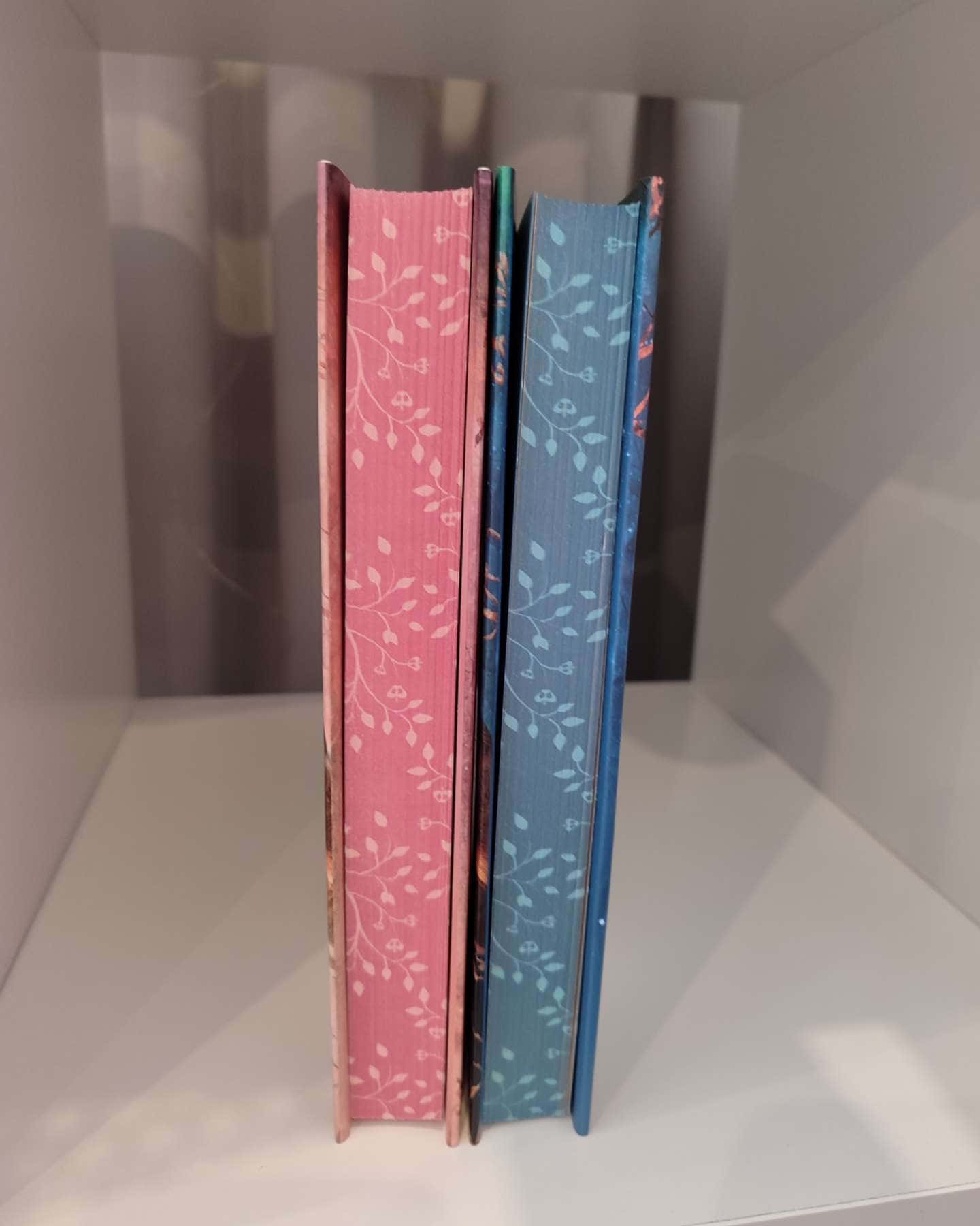 Коронована зорями. Одна істинна королева. Книга 1, Зіткана з тіні. Одна істинна королева. Книга 2-Дженніфер Бенкау