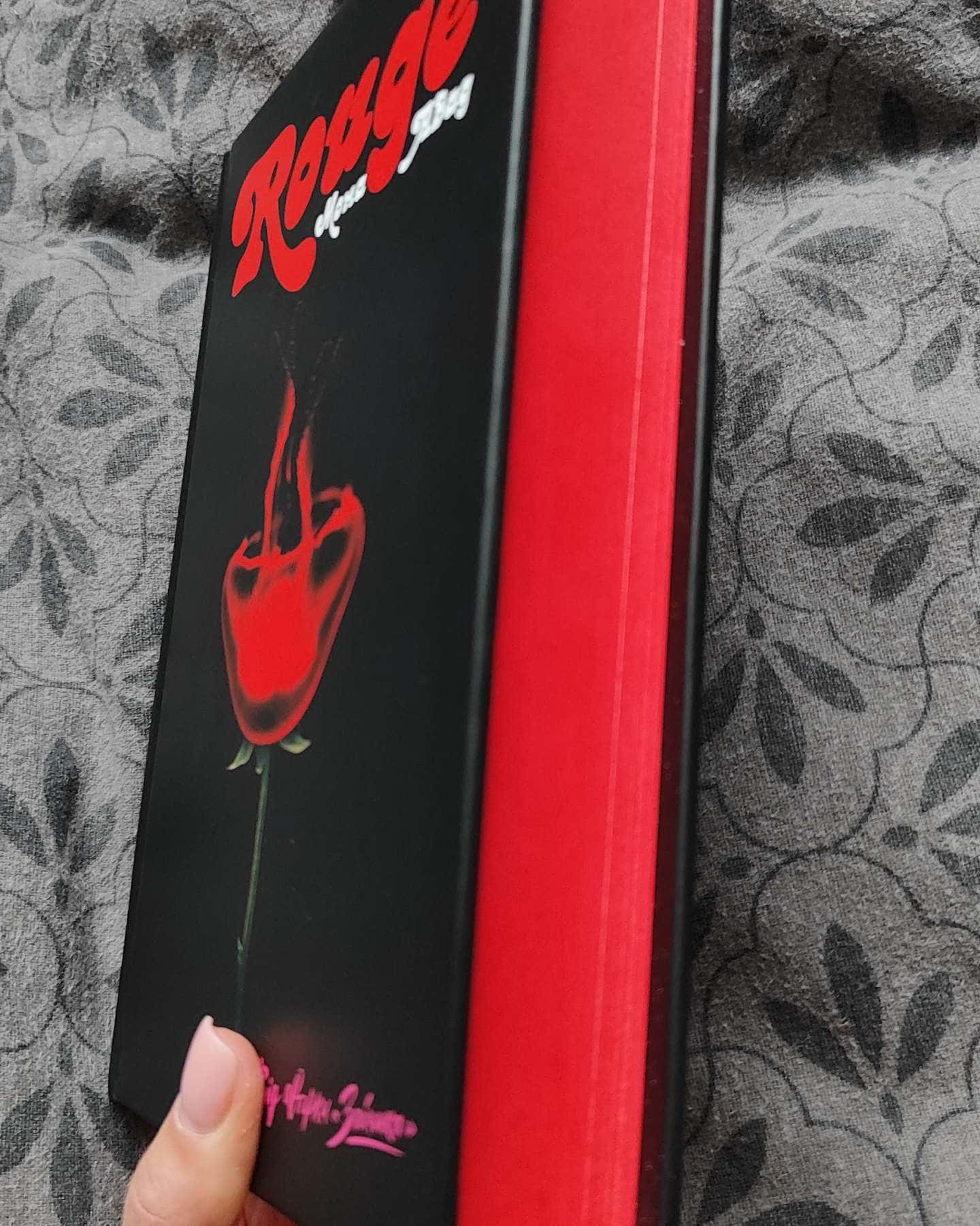 Rouge-Мона Авад