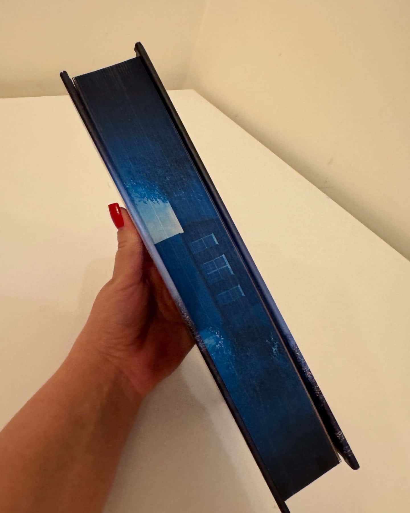 Не та сестра-Клер Дуглас