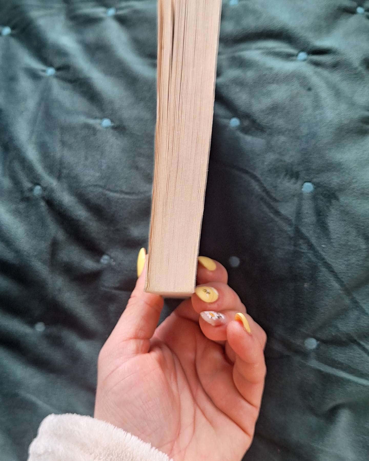 Фіалки в березні-Сара Джіо