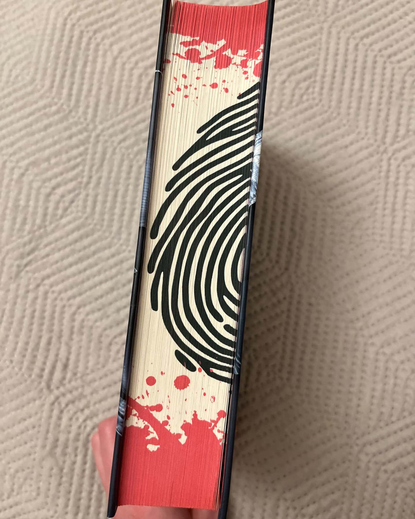 Ні жива ні мертва-Голлі Джексон