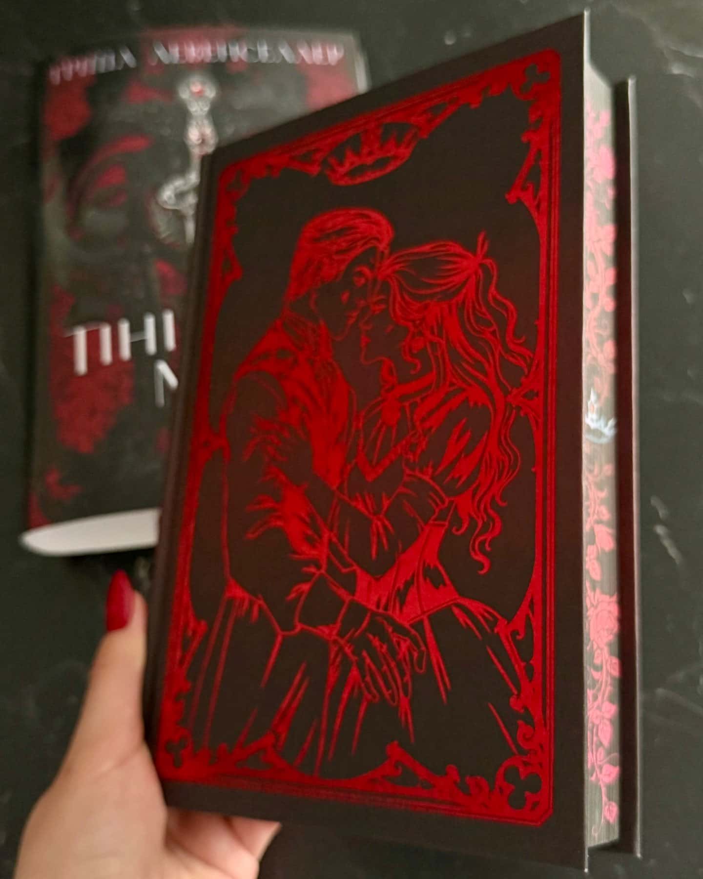 Тіні між нами. Книга 1-Тріша Левенселлер