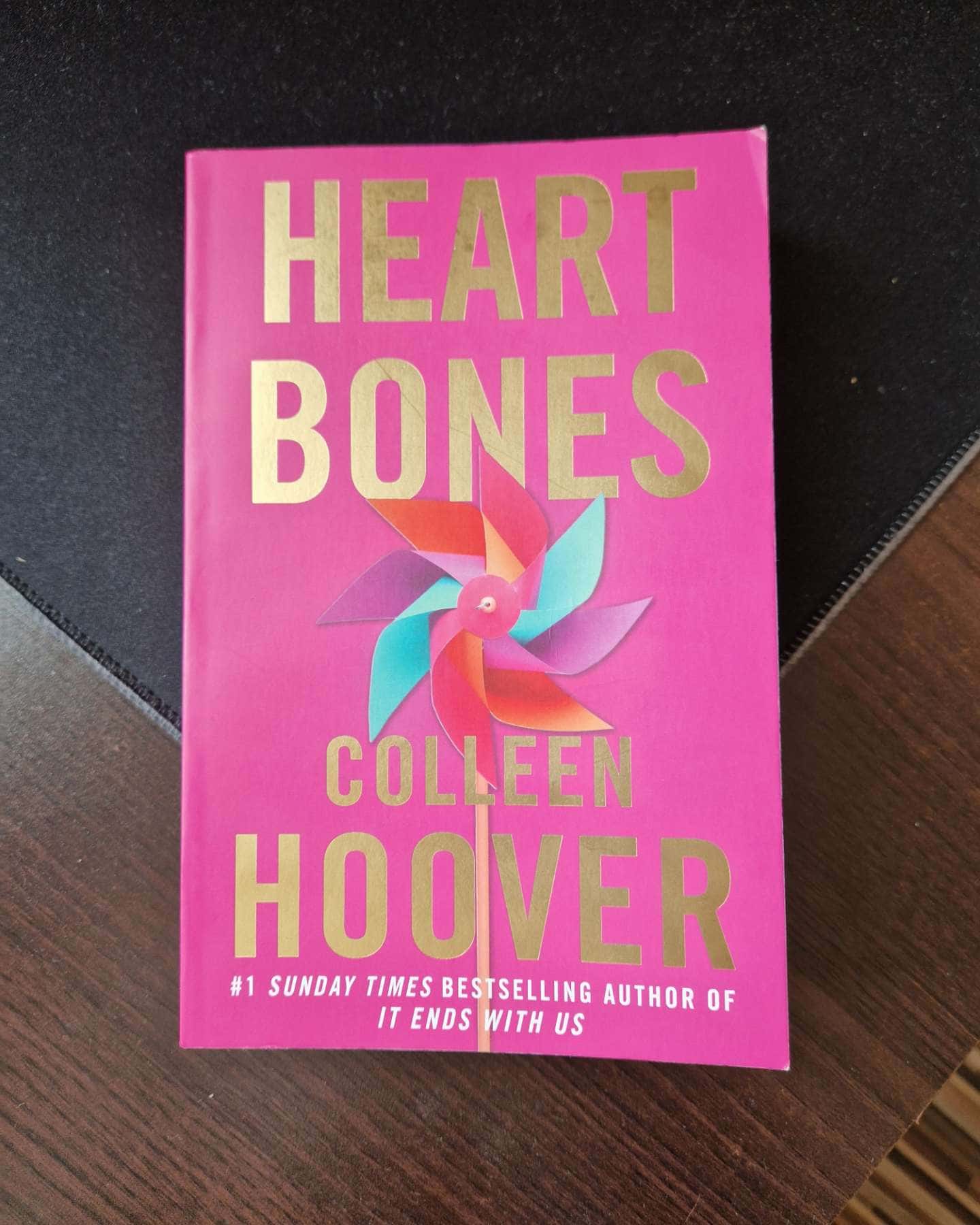 Heart bones-Colleen Hoover