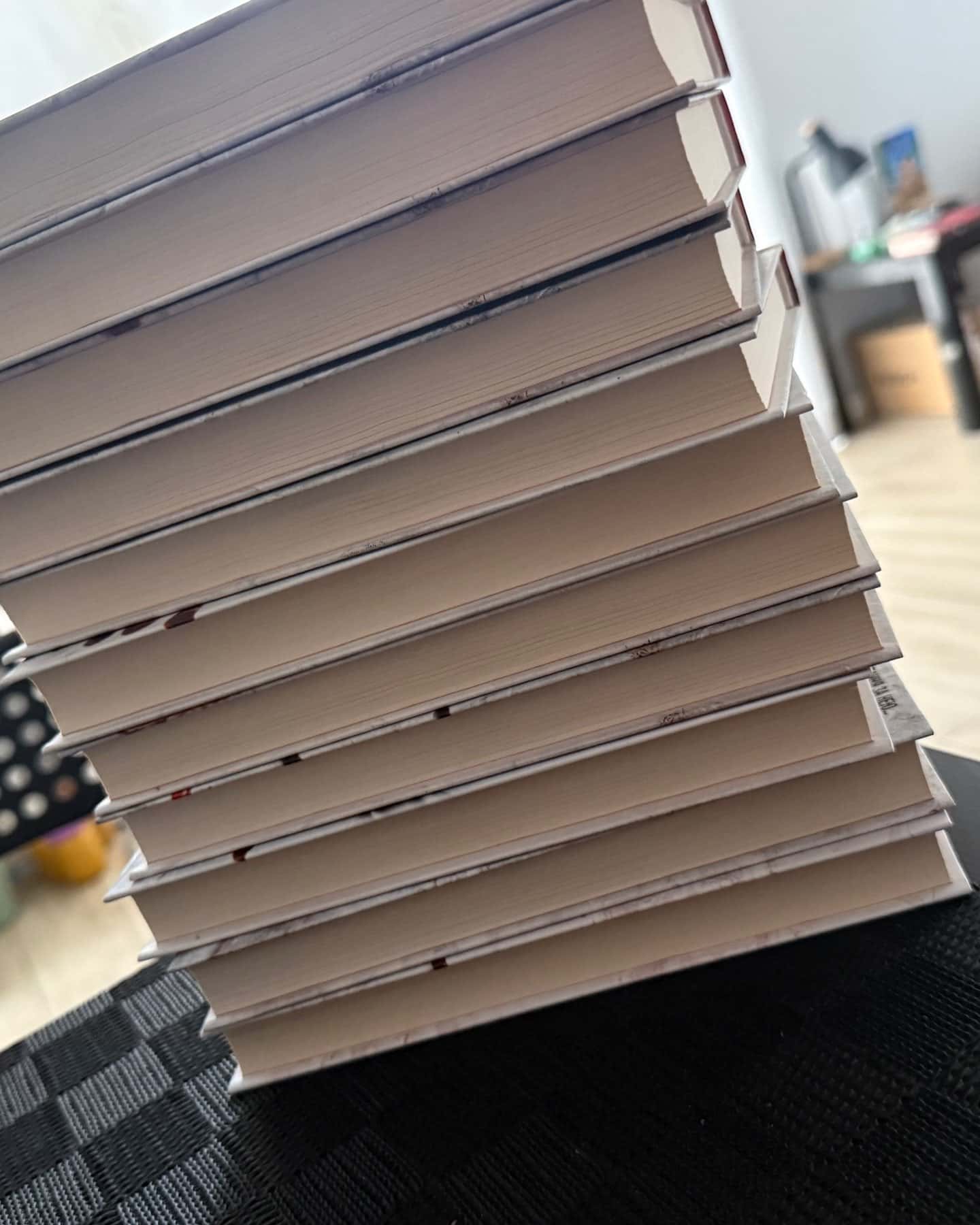 Асистент. Книга 2, Грішна. Книга 3, Смертниці. Книга 5, Двійник. Книга 4, Клуб «Мефісто». Книга 6...-Тесс Ґеррітсен