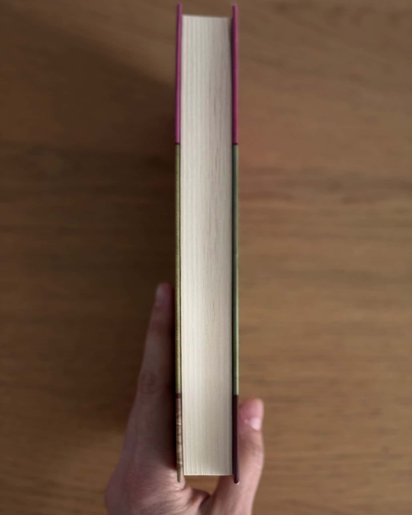 Твоє, моє, нічиє та інше-Ольга Карі