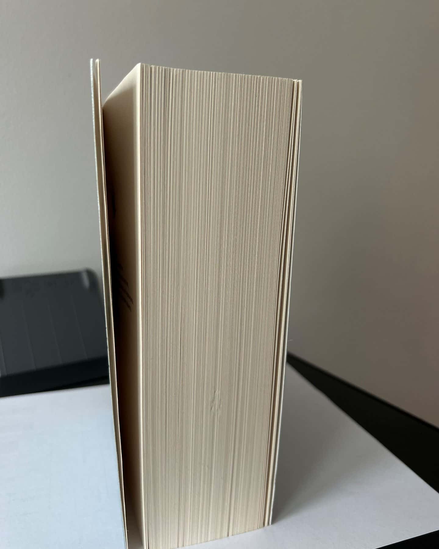 Оніксова буря. Емпіреї. Книга 3-Ребекка Яррос