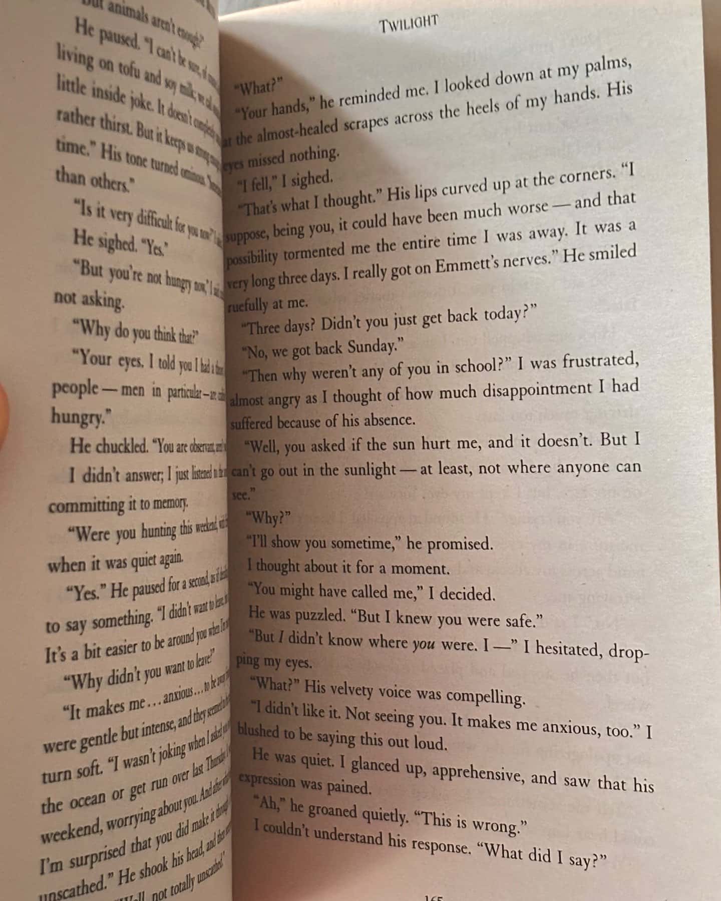 Twilight — Stephenie Meyer