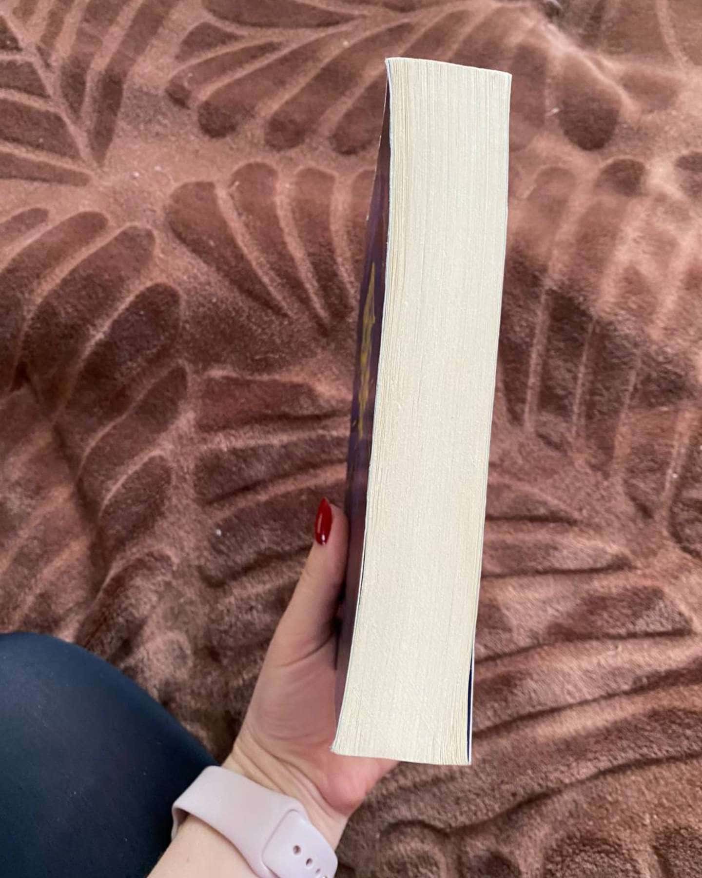 Дама зникає-Етель Ліна Уайт