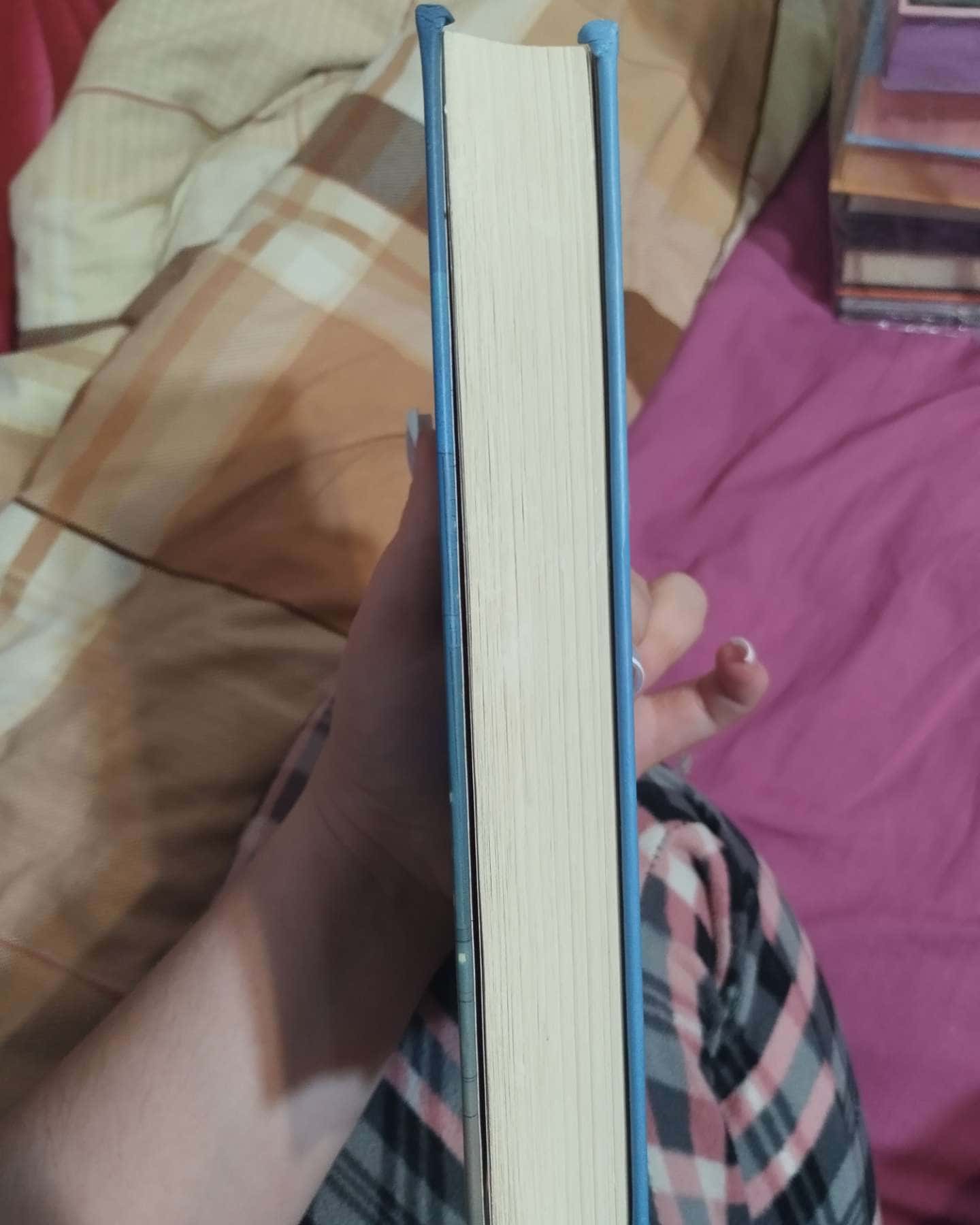 Однією ногою під Києвом. Книга 1-Сергій Скришевський