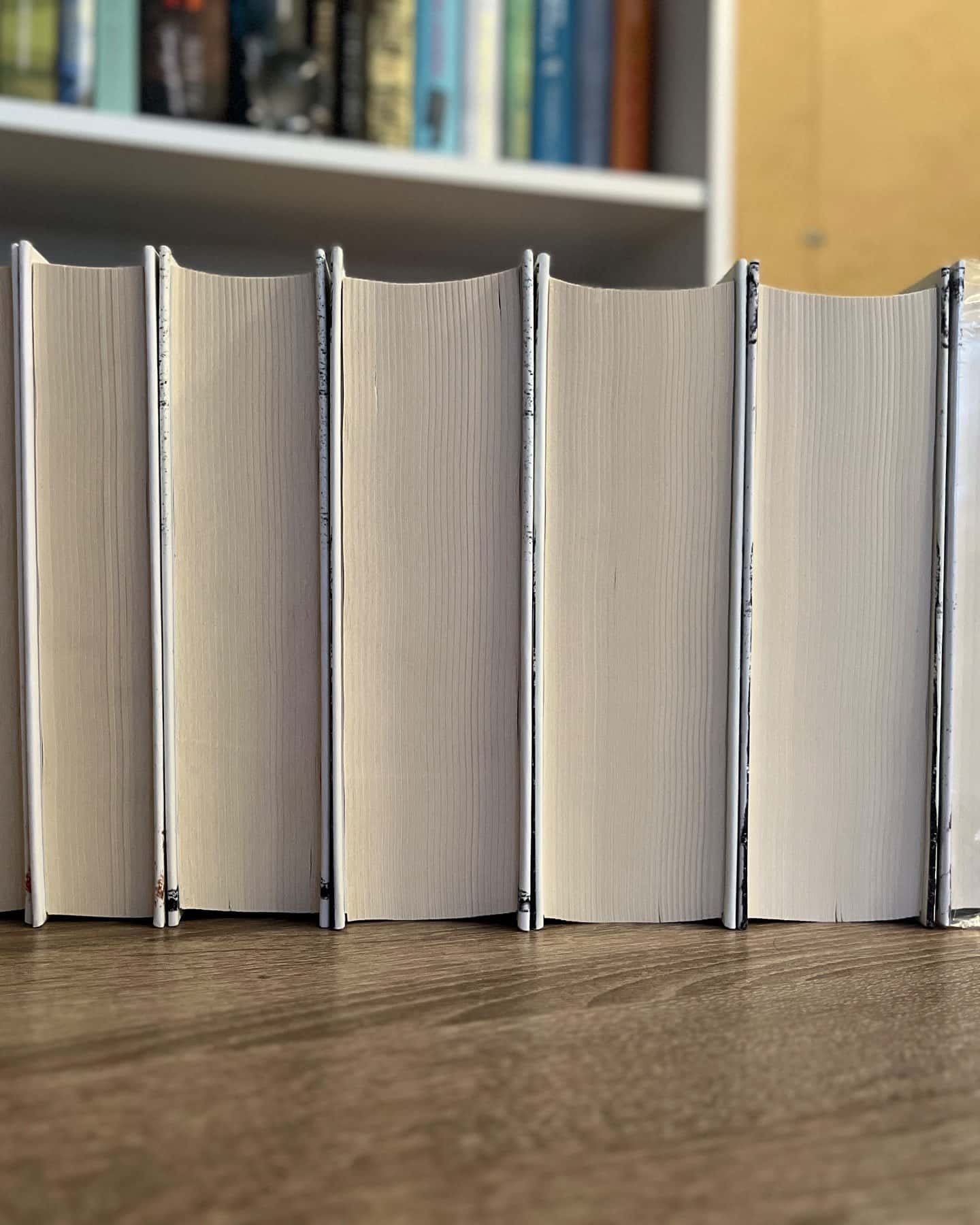 Кувала зозуля, Шовкопряд, Кар'єра лиходія, Убивчий білий, Чорнильно-чорне серце, Стрімка могила, ...-Роберт Ґалбрейт