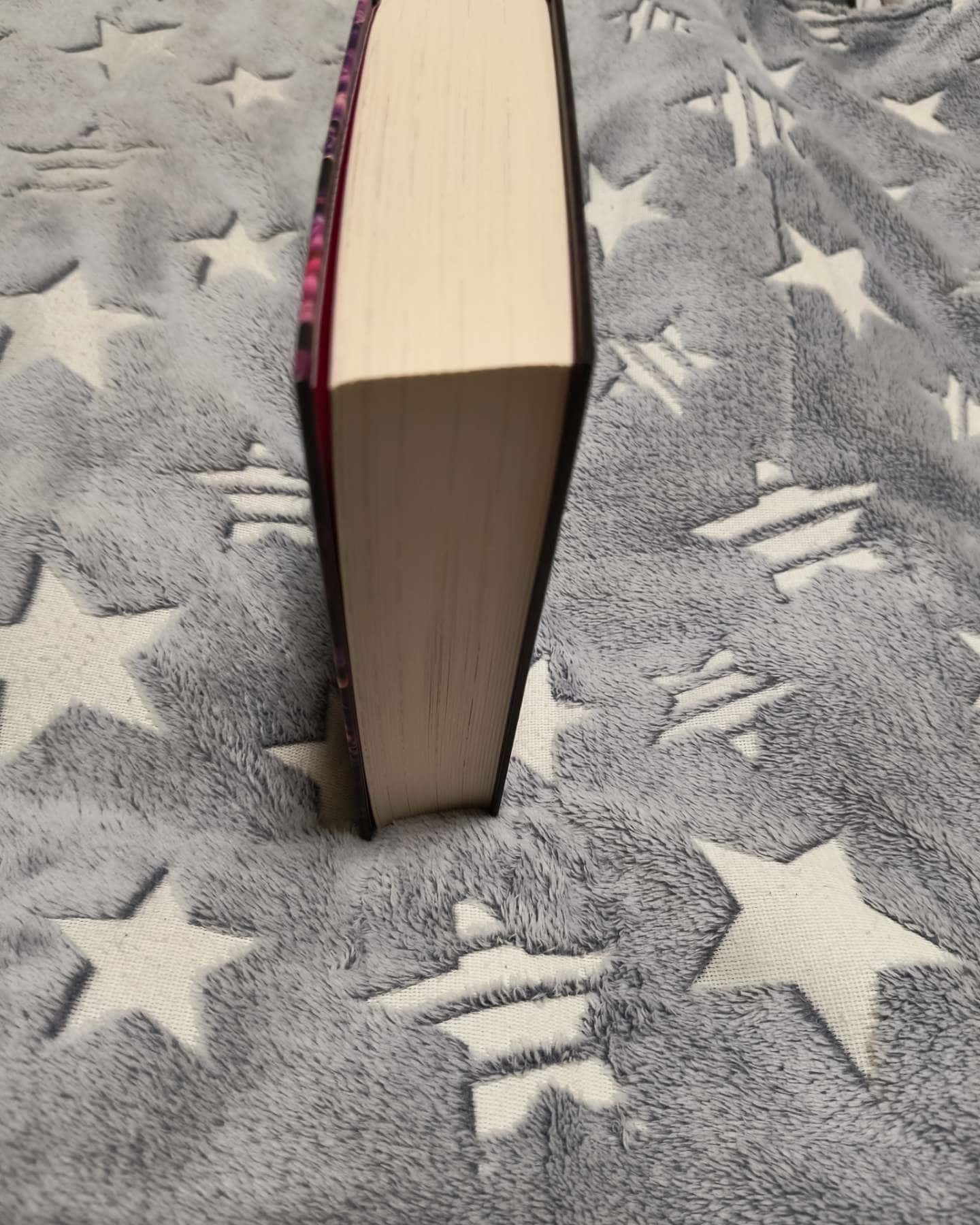 Корона брехні-Ебігейл Оуен