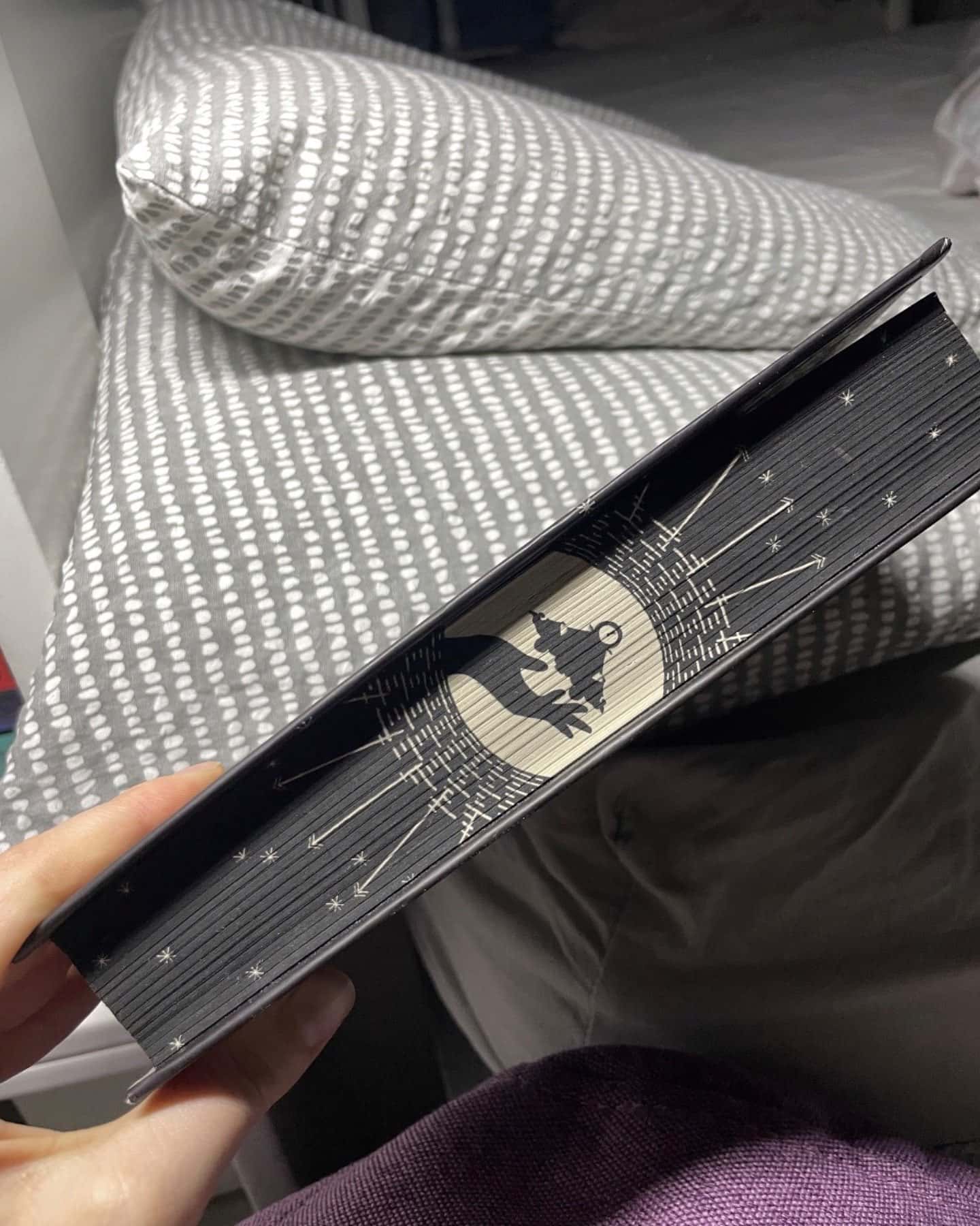 Нічний цирк (із кольоровим зрізом)-Ерін Морґенштерн