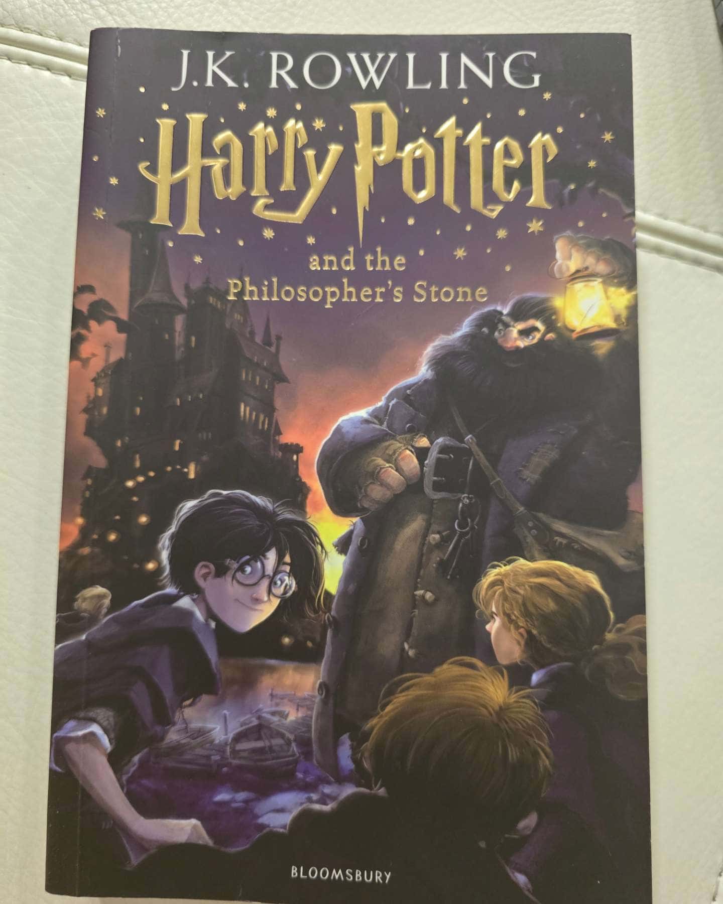 Harry Pottter and the Philosopher's Stone — Джоан Роулінг