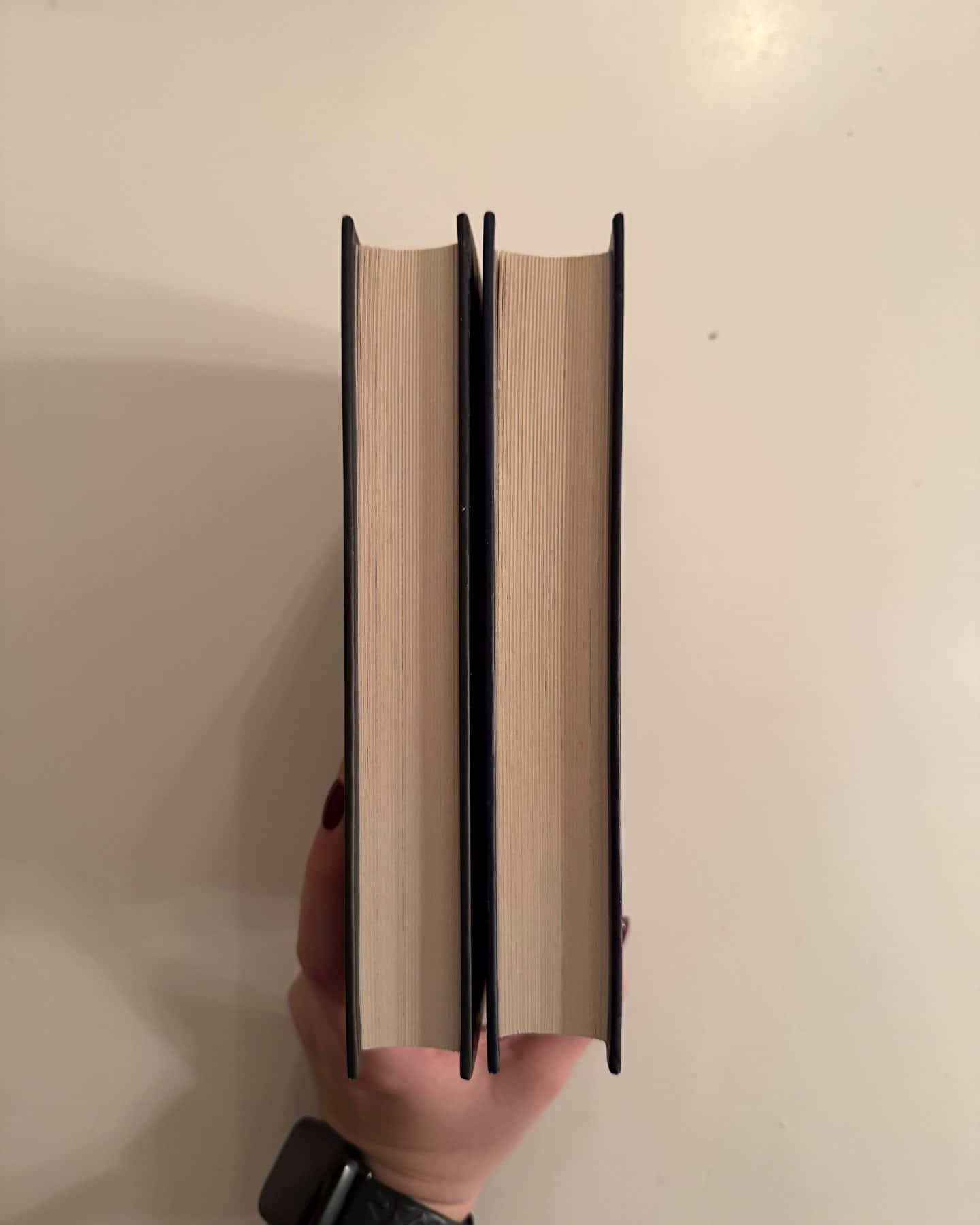 Замок із кришталю. Книга 1. Зірки й кістки, Замок із кришталю. Книга 2. Земля крилатих-Ірина Грабовська