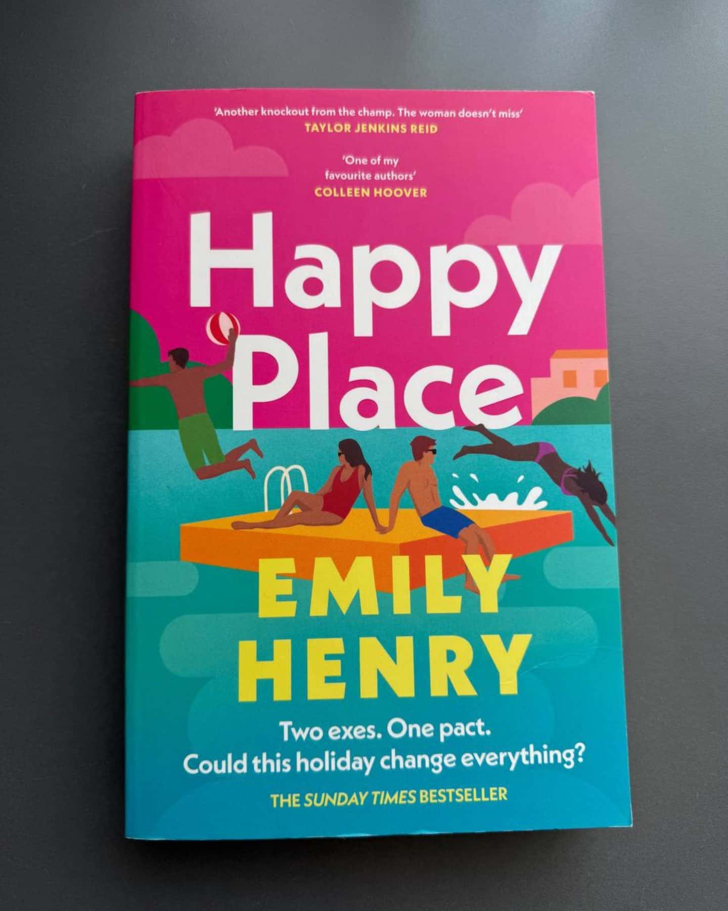 Happy place — Emily Henry