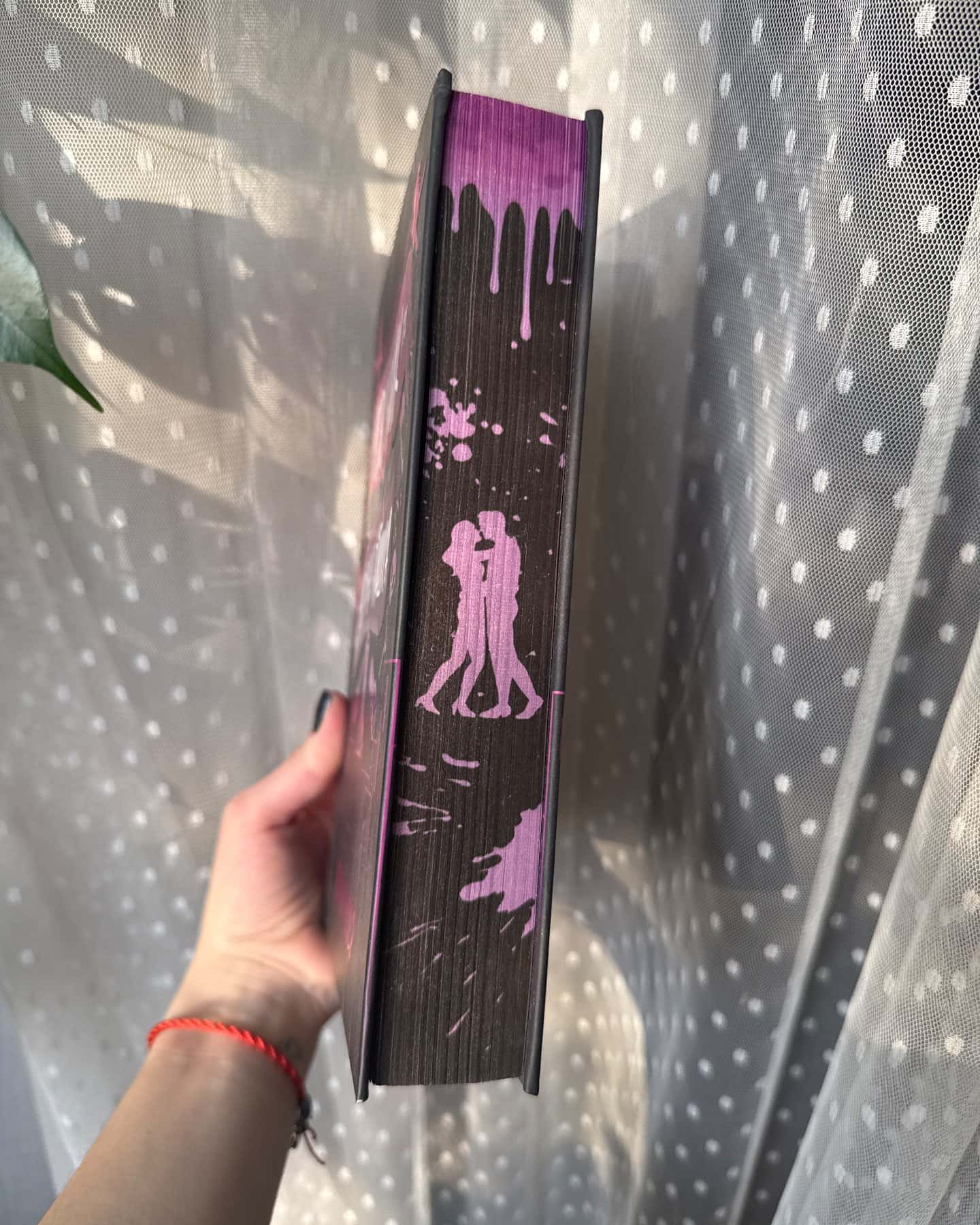 М'ясник та Чорна Пташка. Limited edition-Брінн Вівер