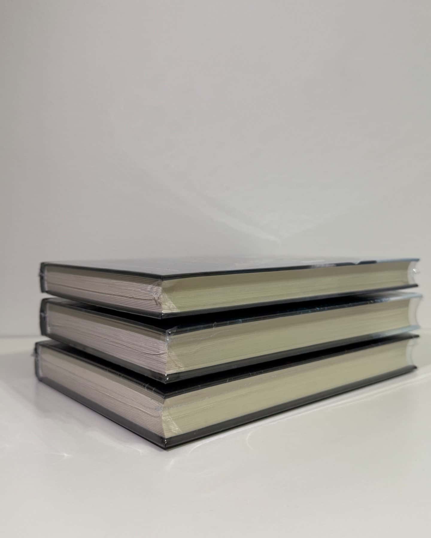 Жорстокий принц, Лихий король, Королева порожнечі-Голлі Блек