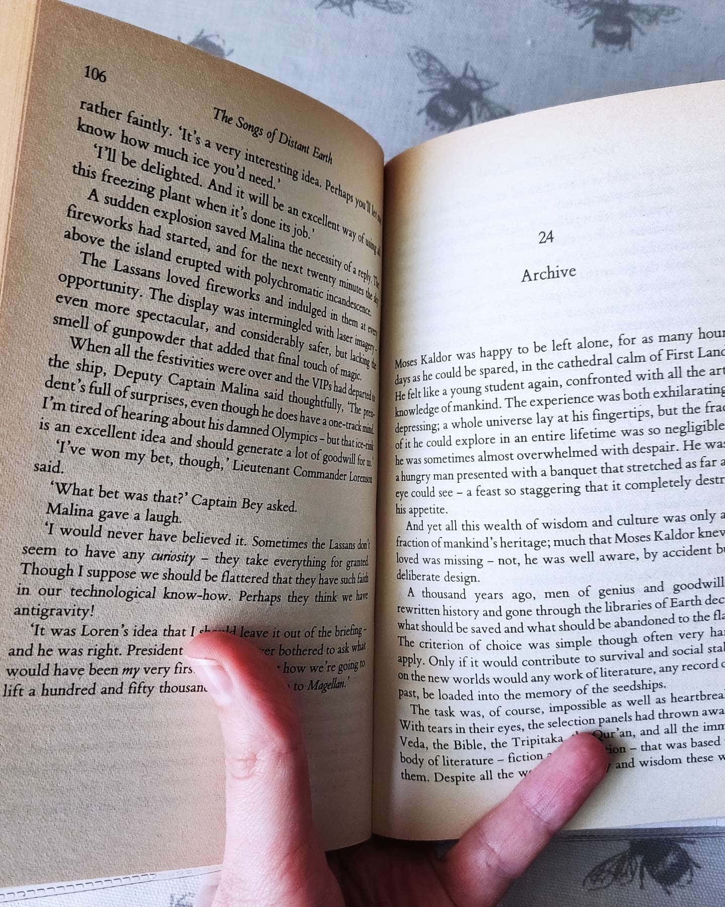 The Songs of Distant Earth-Arthur Clarke