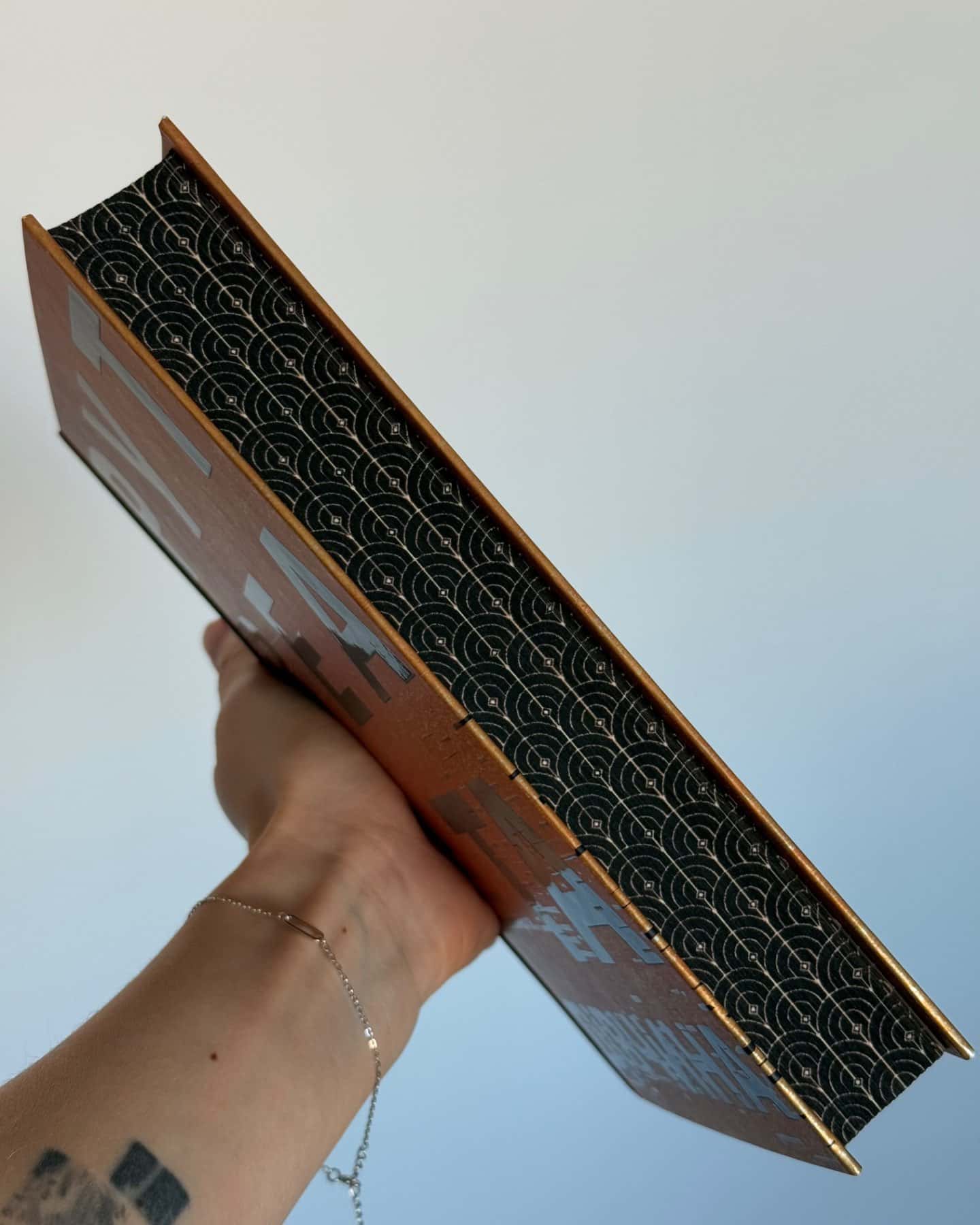 Та дівчина-Рут Веа