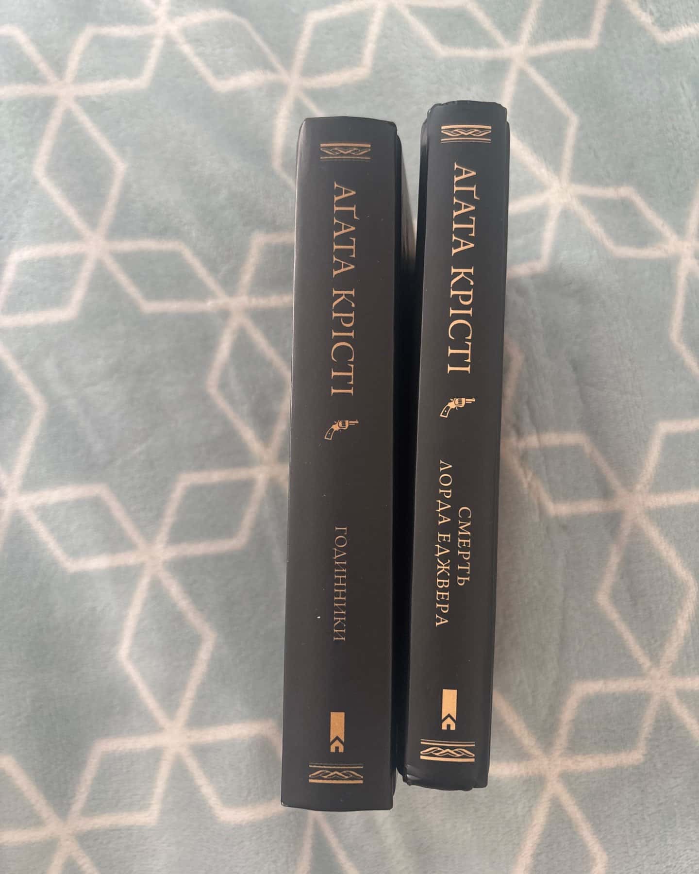 Годинники і Смерть лорда Еджвера-Агата Крісті