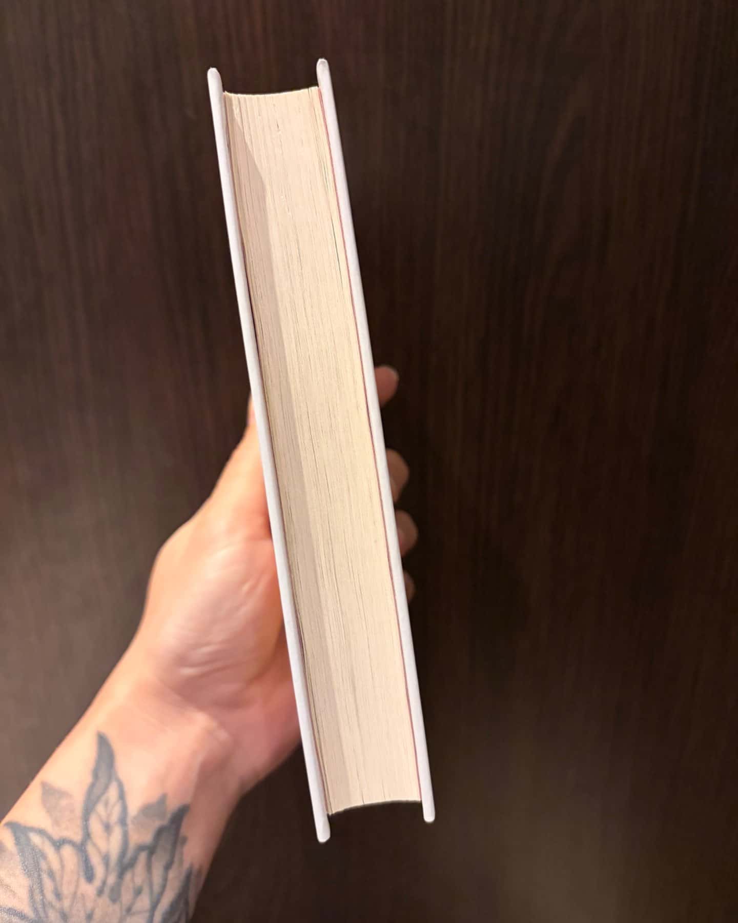 Бог завжди подорожує інкогніто-Лоран Гунель