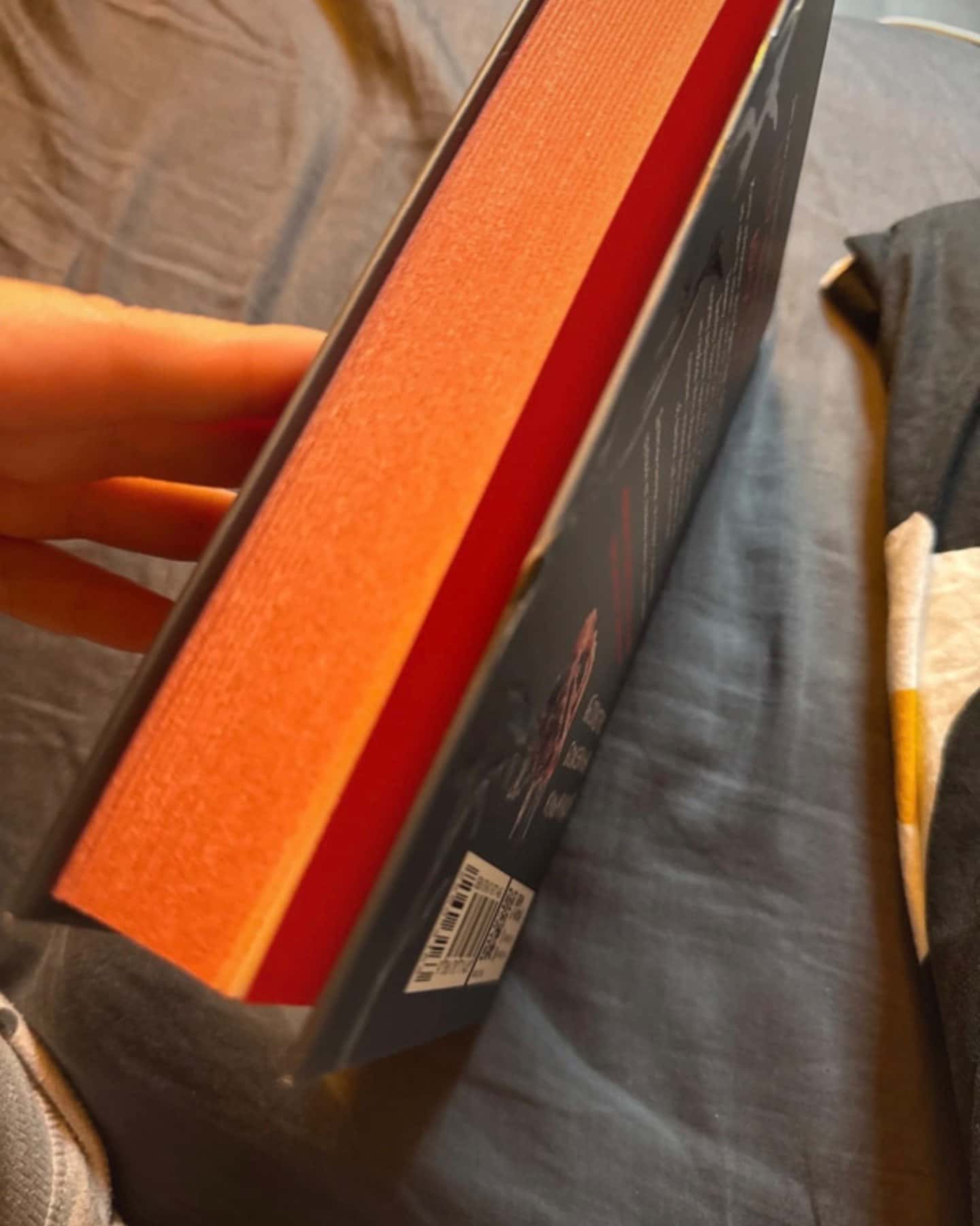 Убивство поміж друзями-Ліз Ловсон