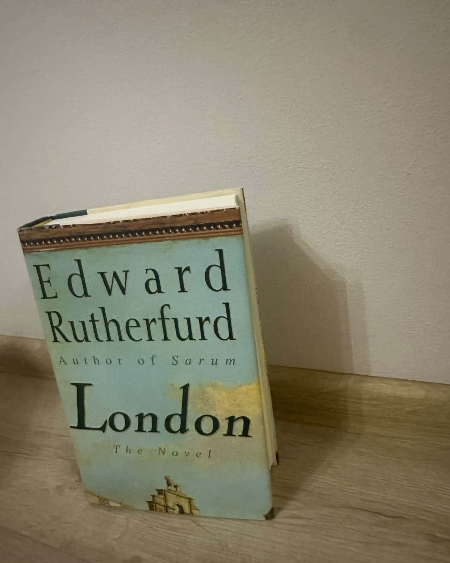 London — Edward Rutherfurd