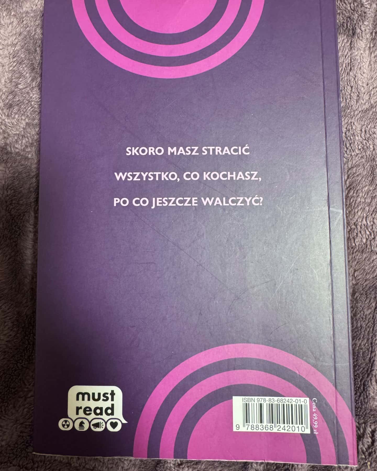 Wschód słońca w dniu dożynek-Suzanne Collins