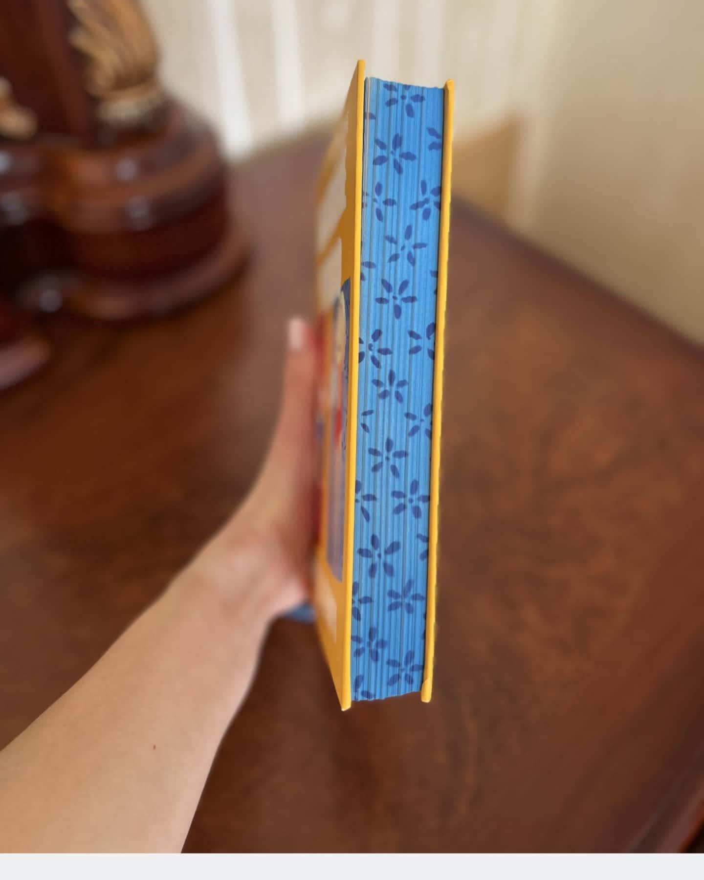 Пляжне чтиво-Емілі Генрі