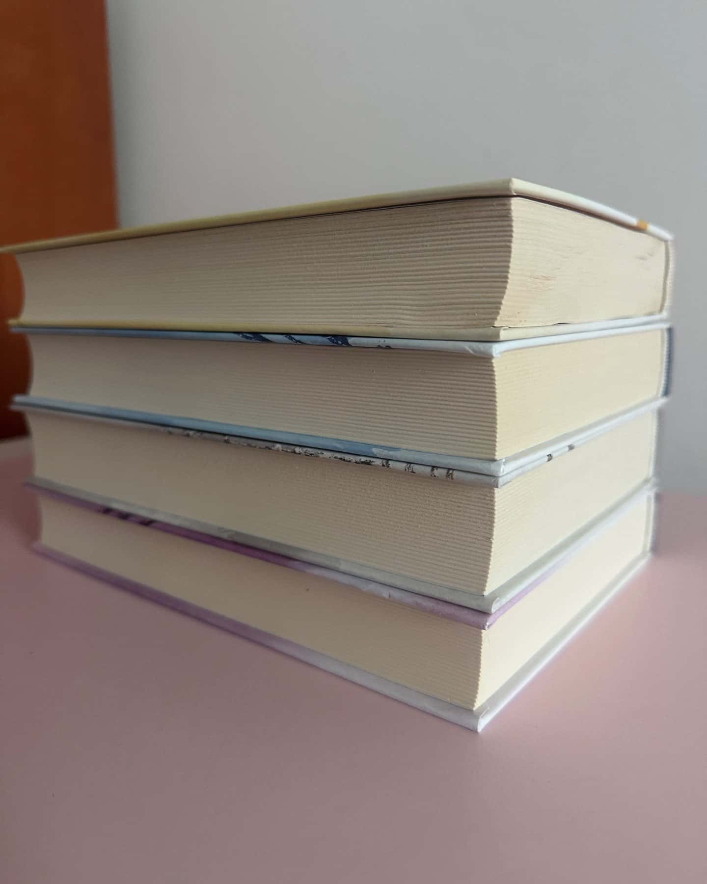 Паперова принцеса. Книга 1. Родина Роялів, Зламаний принц. Родина Роялів. Книга 2, Зруйнований па...-Ерін Ватт