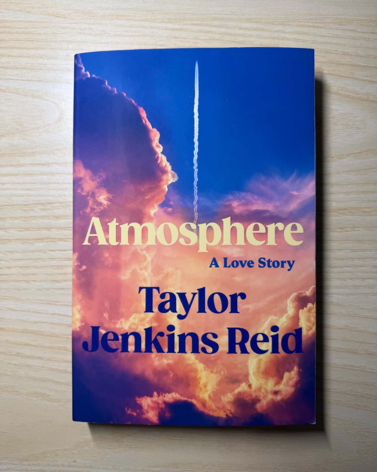 Atmosphere-Taylor Jenkins Reid