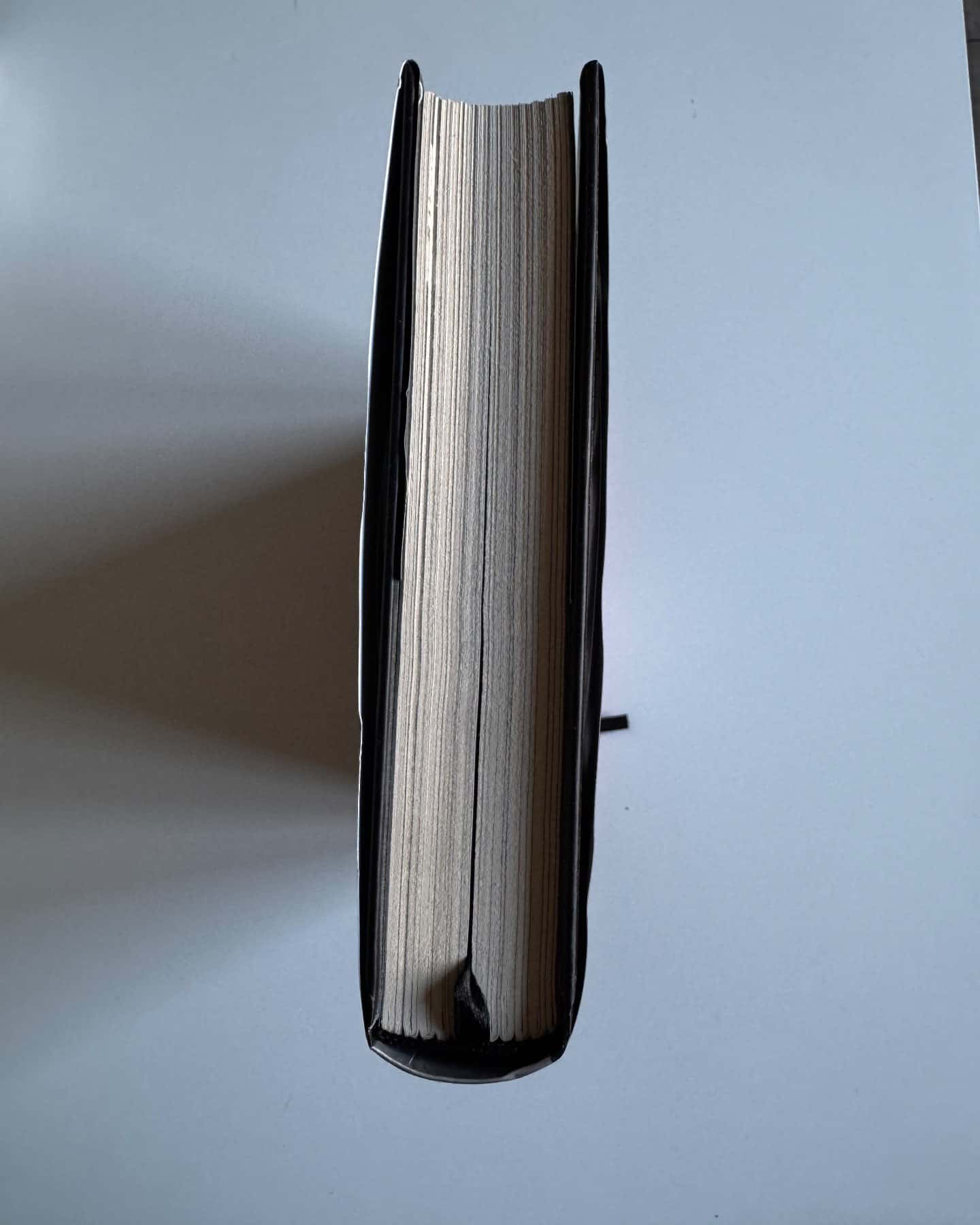 Чорна діра-Чарльз Бернз