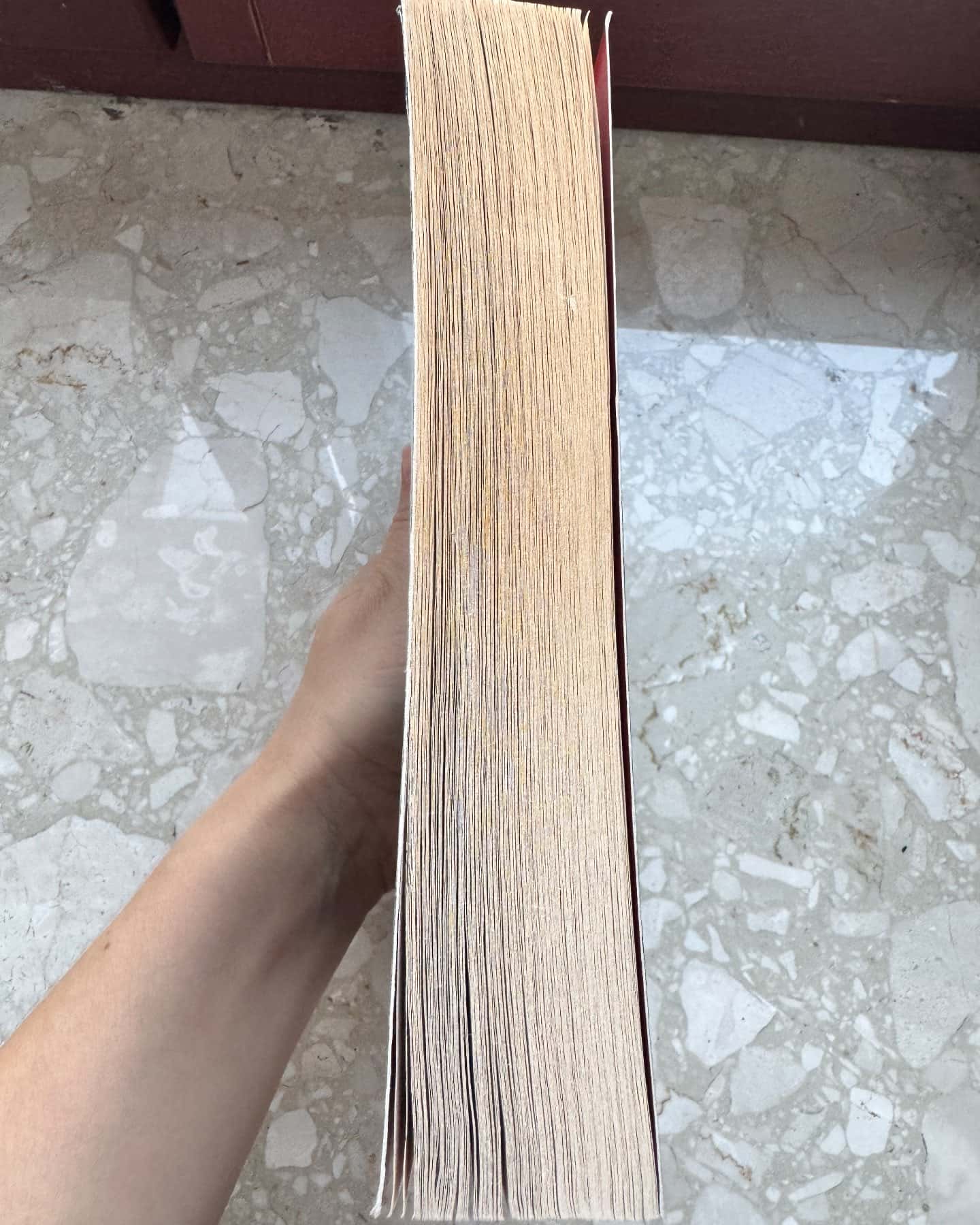 Verity — Colleen Hoover