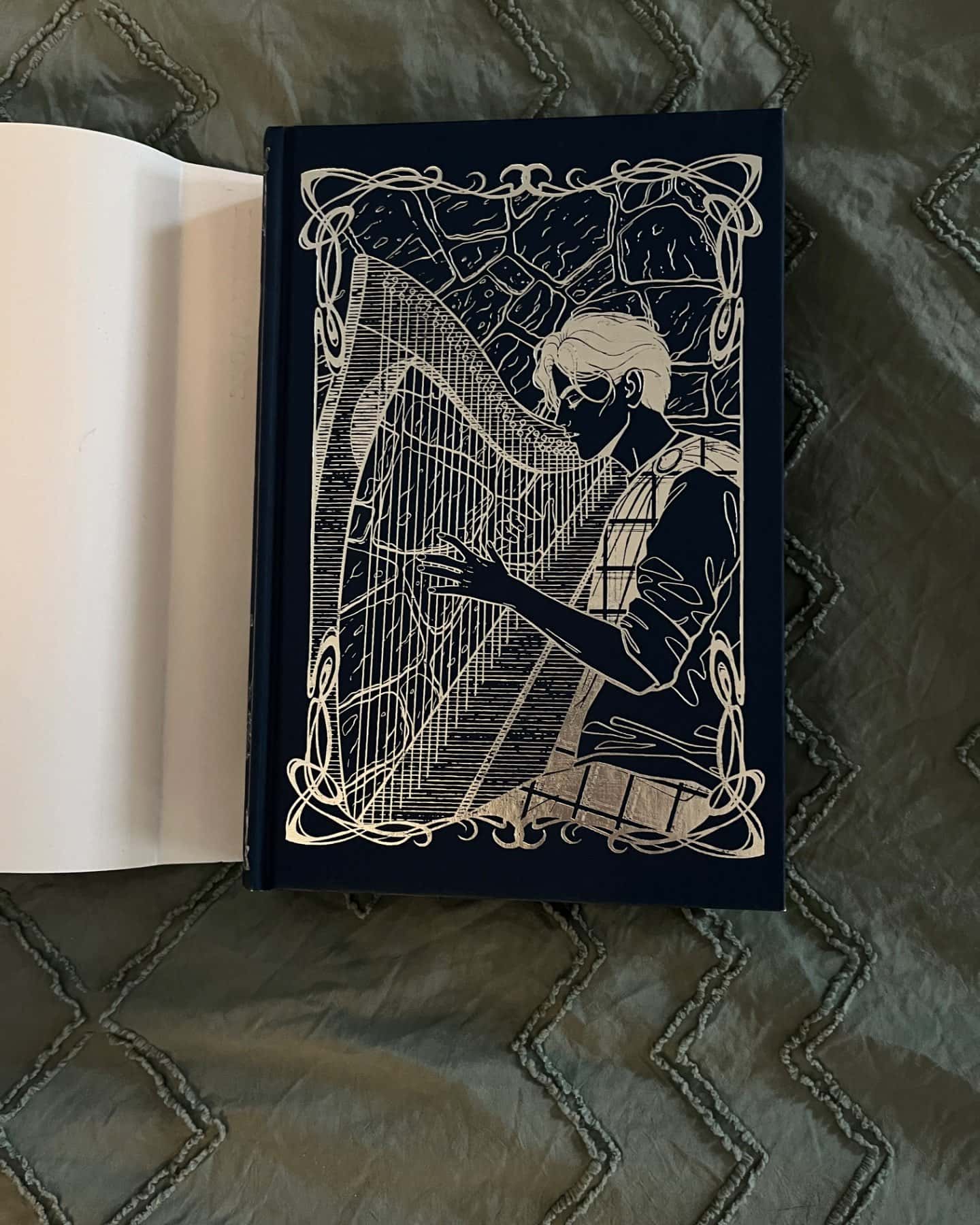 Зачарована річка. Книга 1-Ребекка Росс