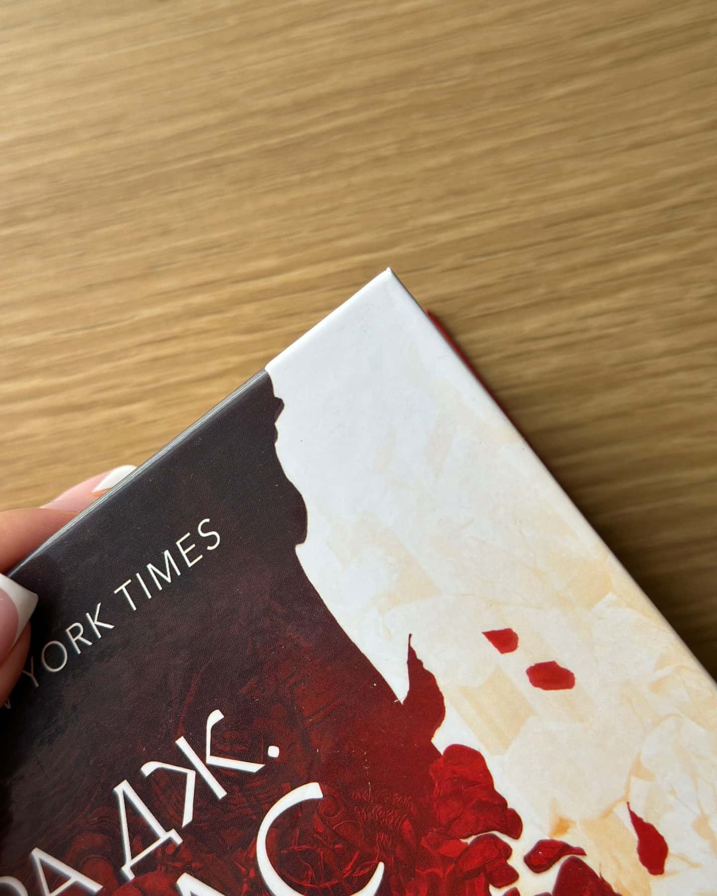 Місто Півмісяця. Книга 1. Дім Землі та Крові — Сара Маас