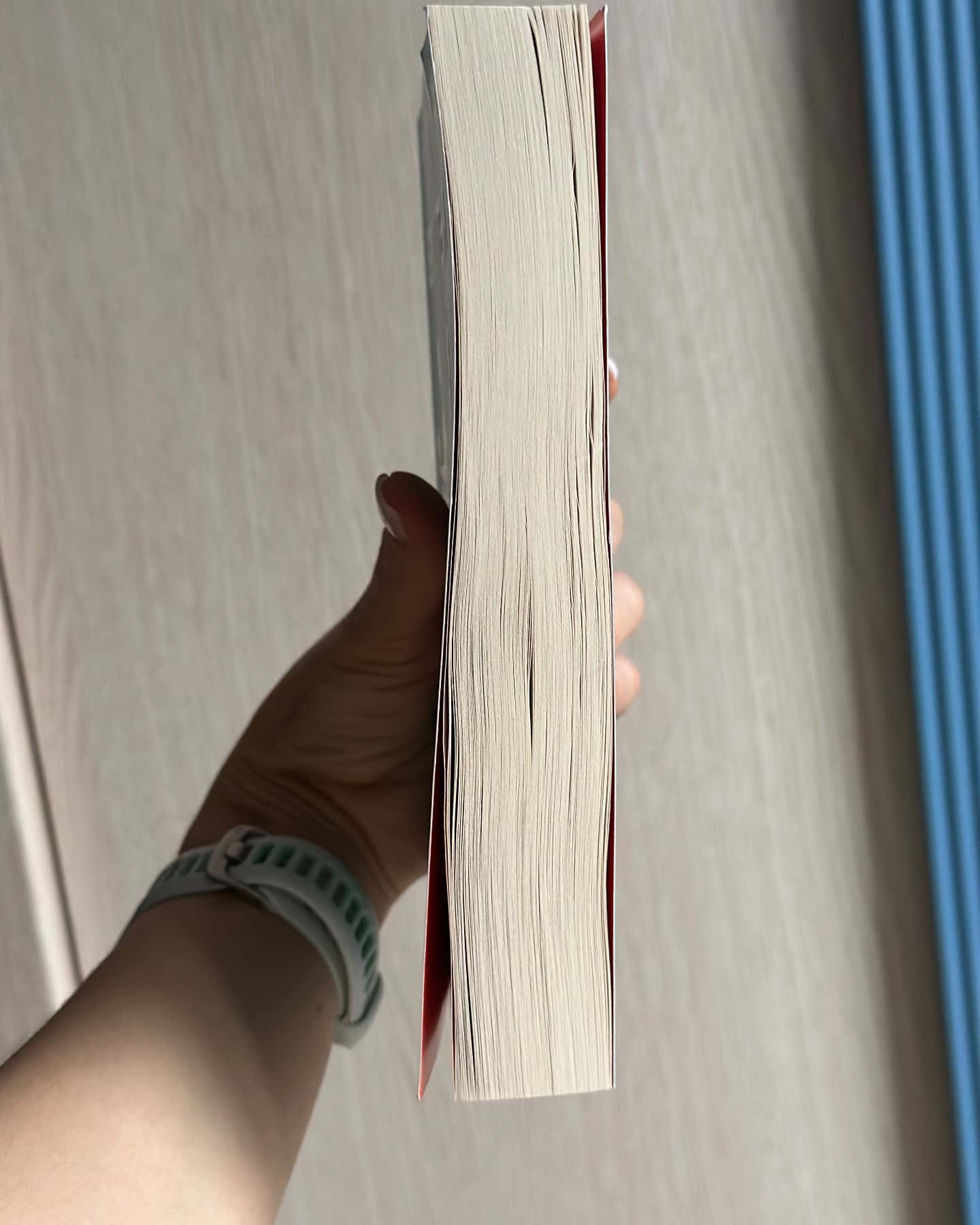 Книголюби-Емілі Генрі