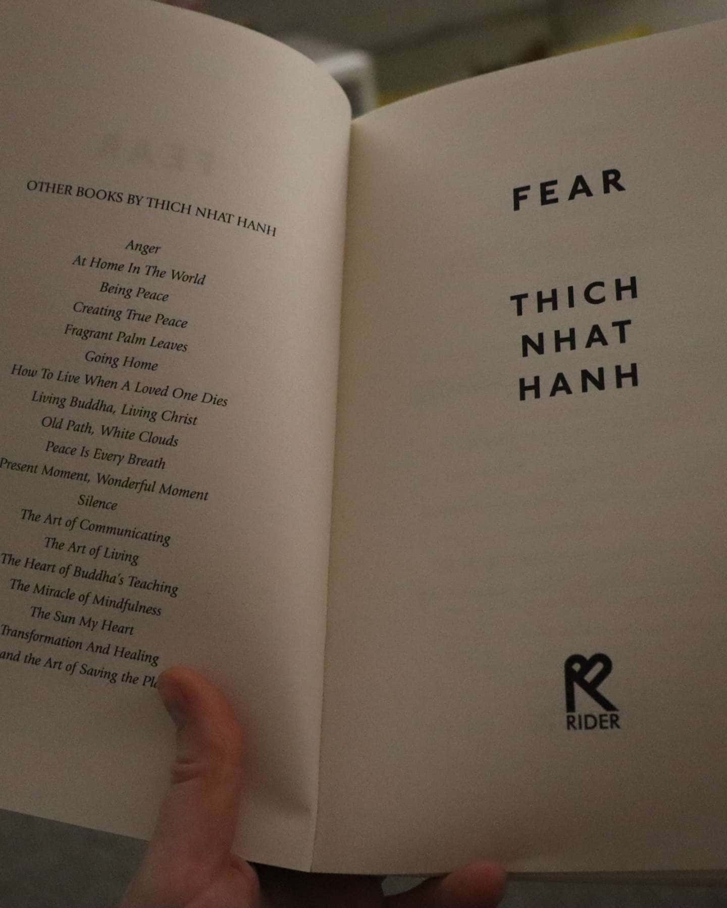 Fear - Essential Wisdom for Getting Through the Storm-Thich Nhat Hanh