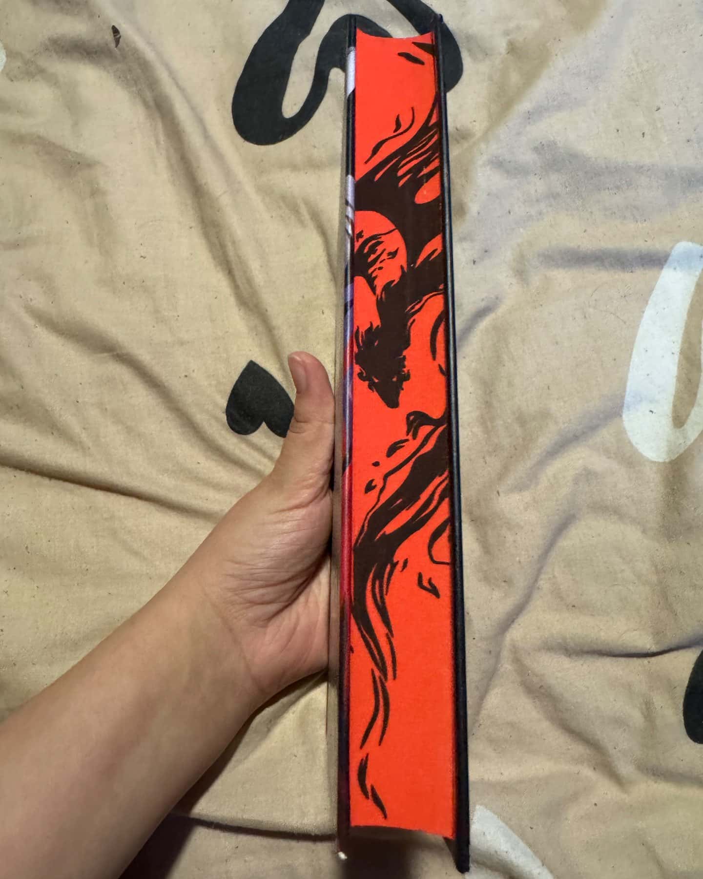 Діва проти біди-Евелін Скай