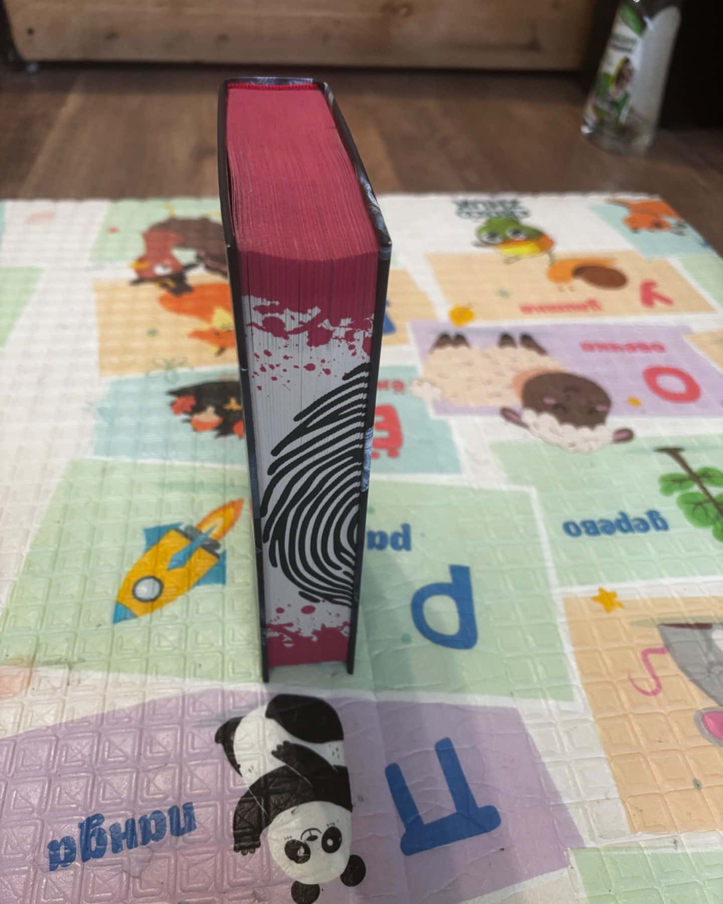 Ні жива ні мертва-Голлі Джексон